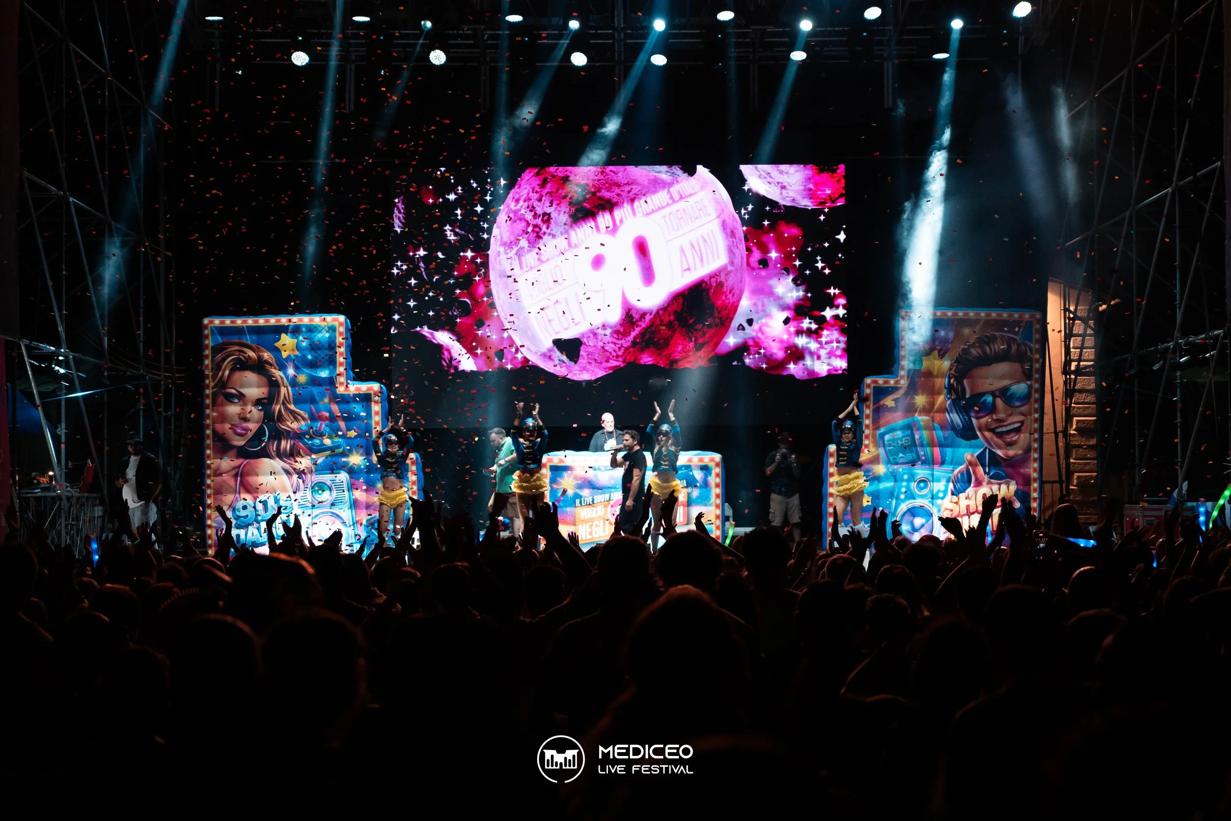 26.07.26 mediceo 90 logo-102.jpg