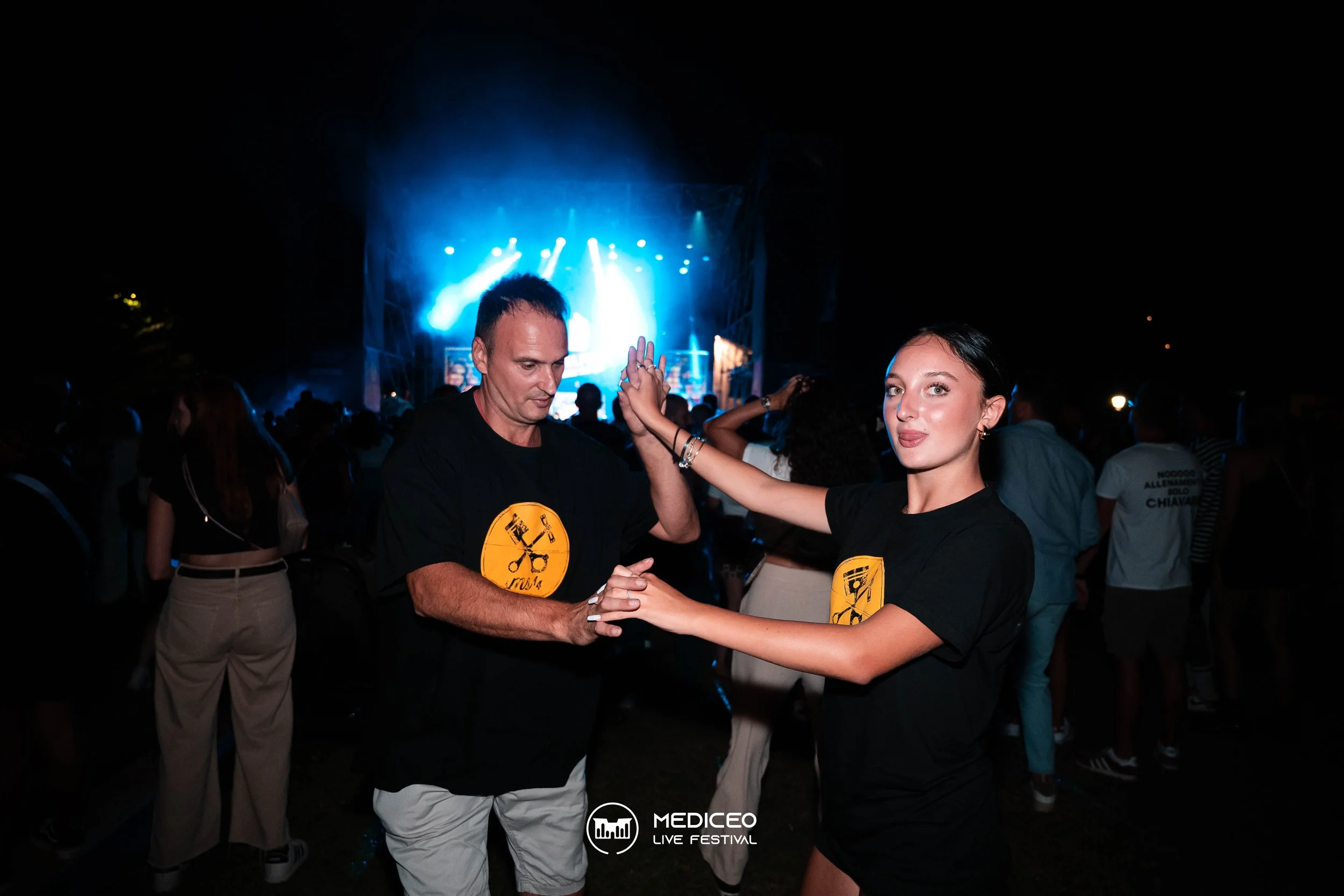 26.07.26 mediceo 90 logo-053.jpg