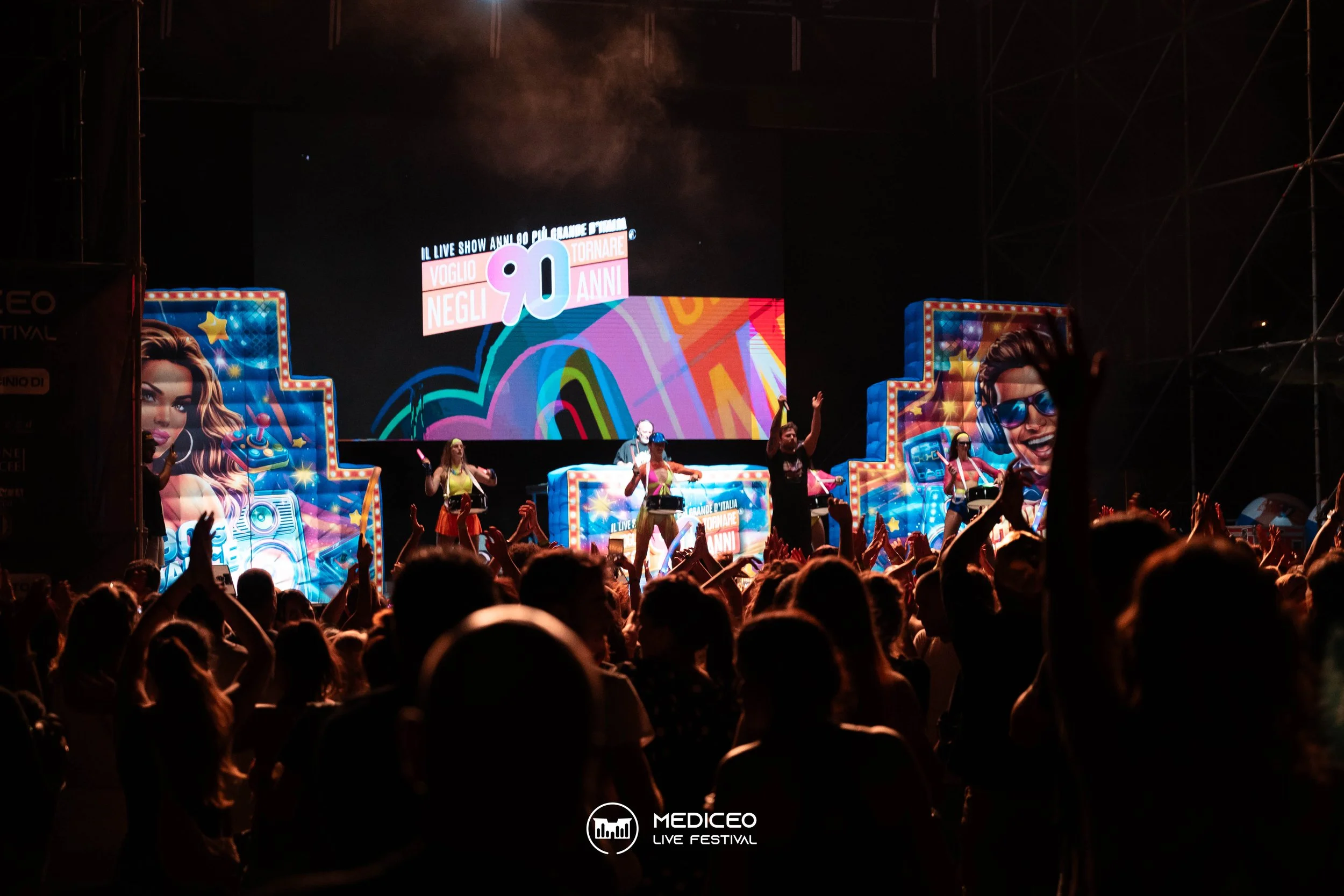 26.07.26 mediceo 90 logo-132.jpg