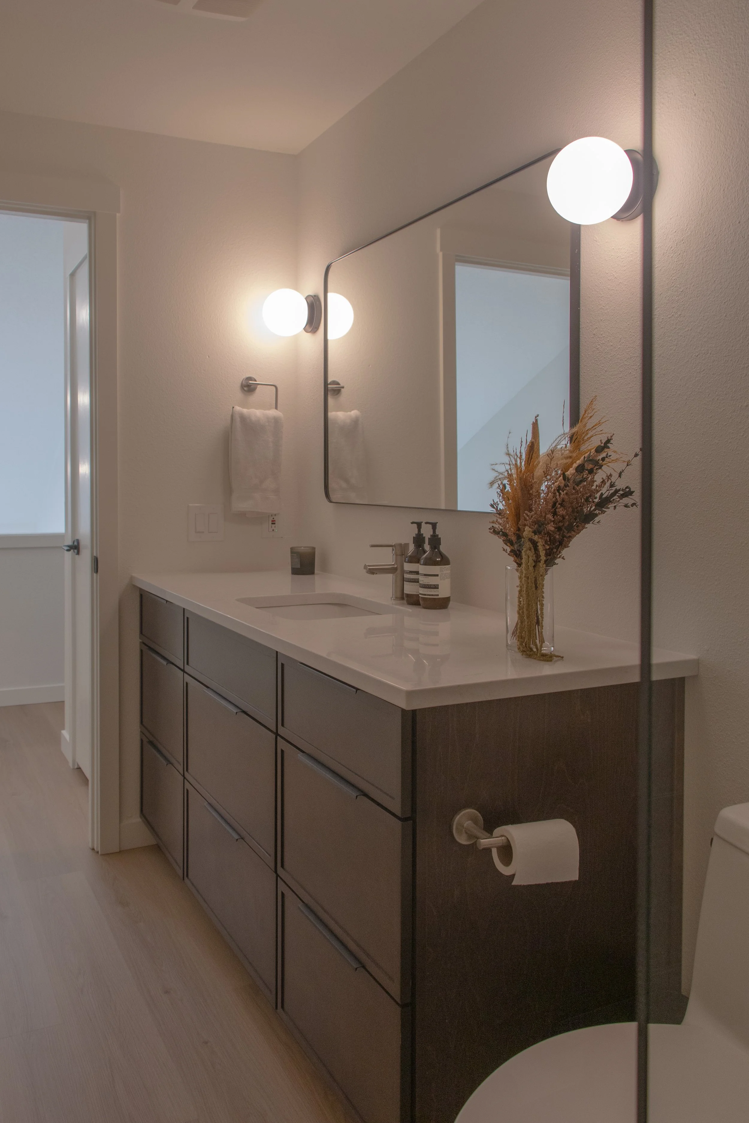 Bathroom Remodel Beaverton, OR: Budget, Timeline &amp; Local Planning Tips