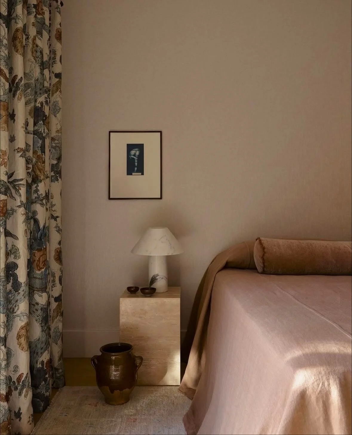 recent inspiration ✨
.
.
.
@abd_studio 
@studioindigoltd 
@meghan.eisenberg 
@sarahsolis 
@abbycodyinteriors 
@theaspeke 
@yondinteriors 
.
#homeware
#home
#homegoods
#decor
#homedecor
#interiors
#interiordesign
#interiordecor
#interiordesignideas
#i