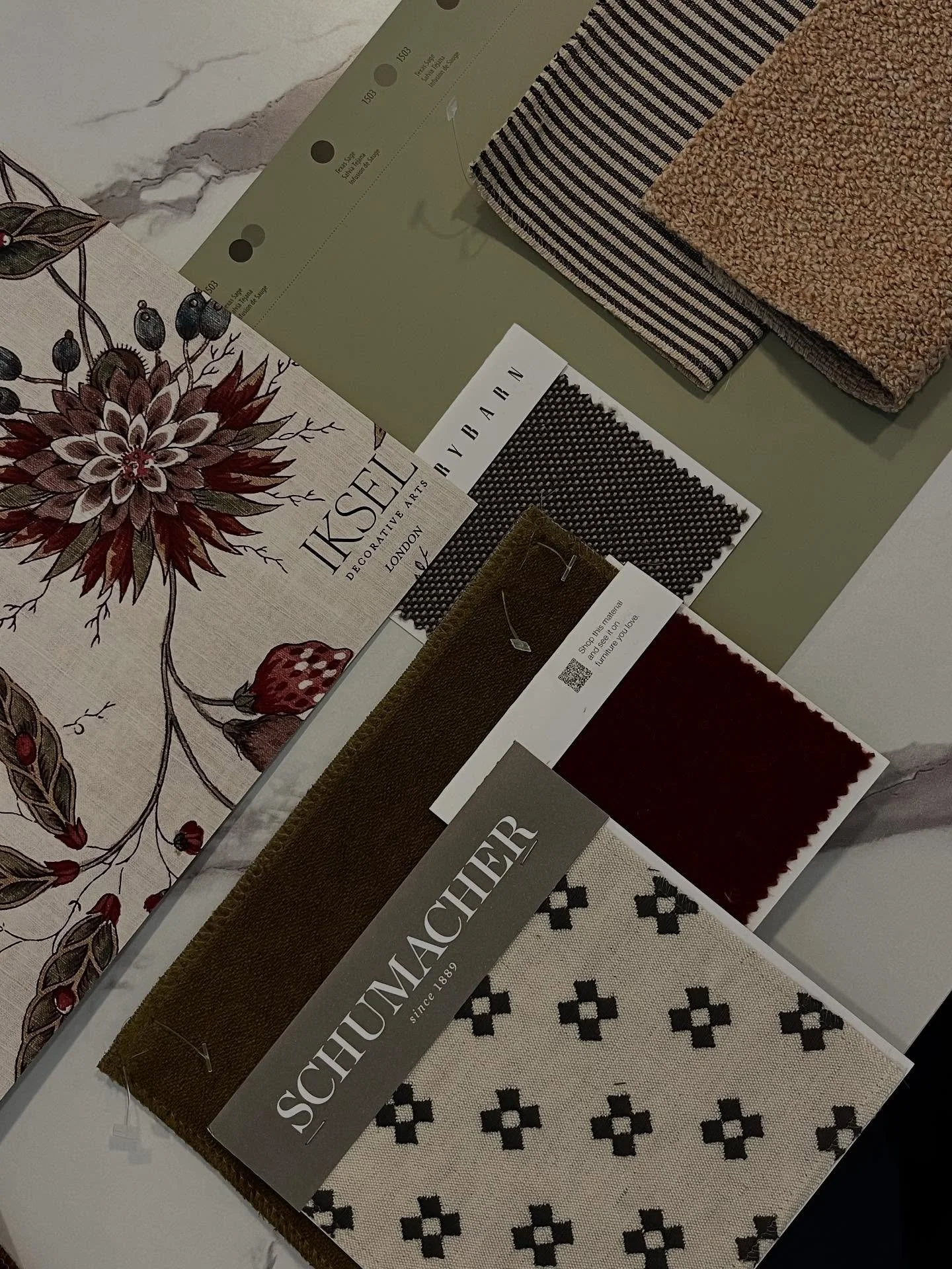 mix and match 
.
.
.
#homeware
#home
#homegoods
#decor
#homedecor
#interiors
#interiordesign
#interiordecor
#interiordesignideas
#interiordesigntrends
#homedecorfinds
#homedesign
#homedesignideas
#designtips
#homedecor
#lainteriors
#lainteriordesign
