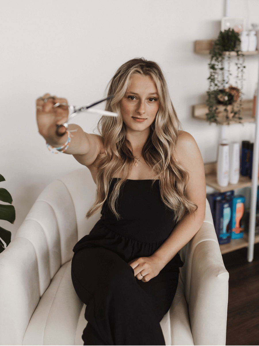 Isabella - Hairstylist