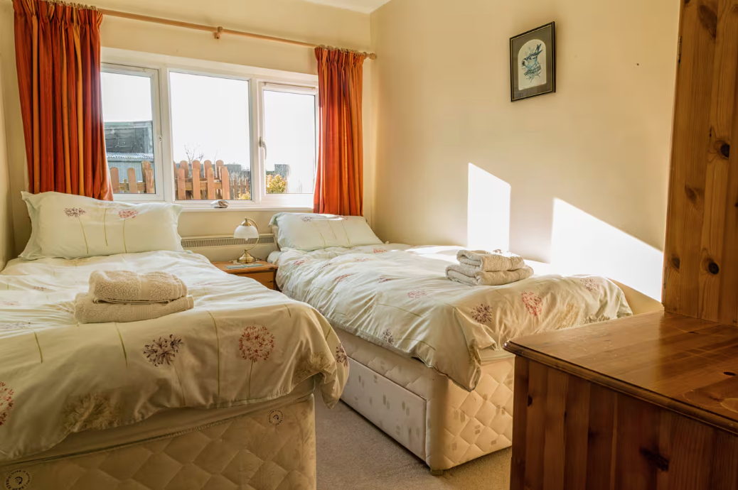 Opera Snapshot_2025-11-28_151449_www.airbnb.co.za.png