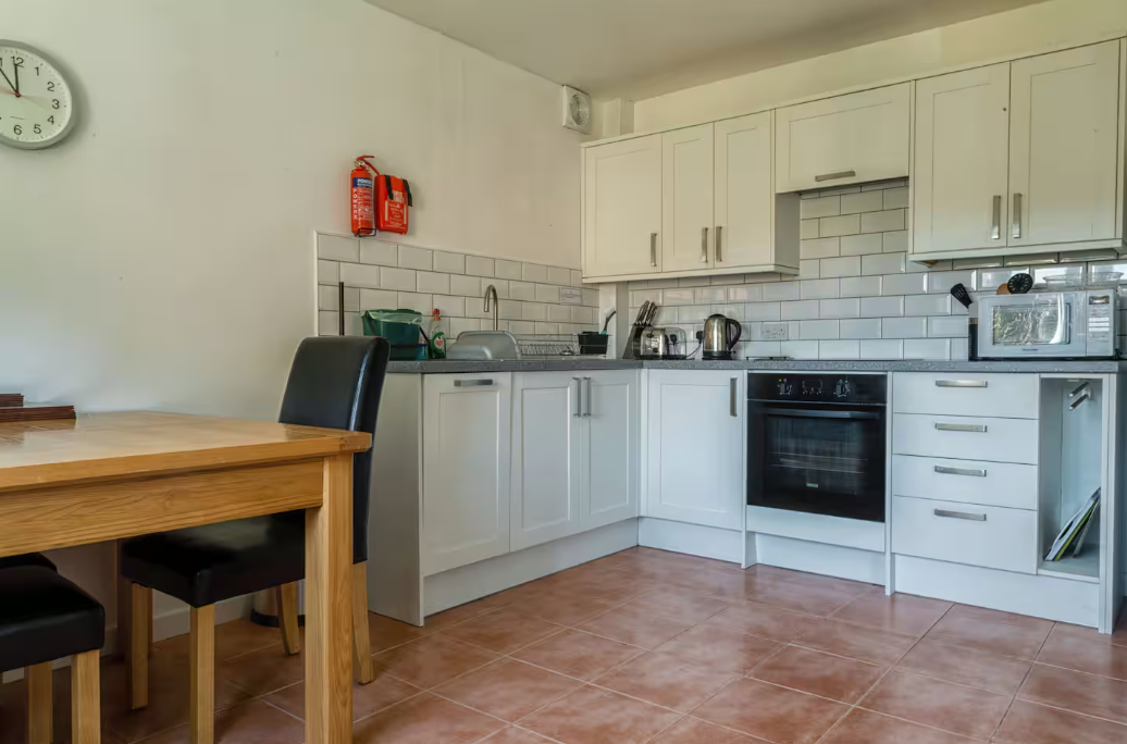 Opera Snapshot_2025-11-28_151152_www.airbnb.co.za.png