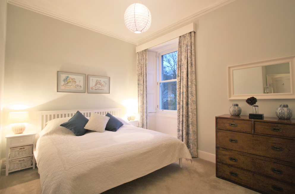 Opera Snapshot_2026-01-07_162750_www.airbnb.co.za.png