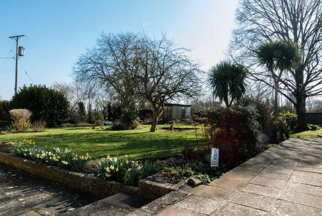 Opera Snapshot_2025-11-28_151259_www.airbnb.co.za.png