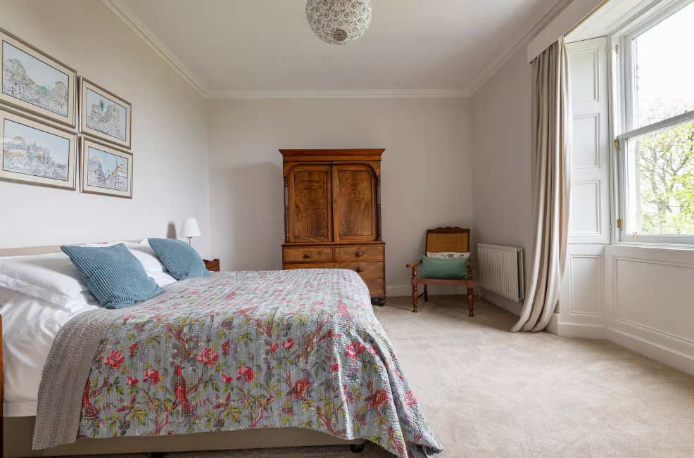 Opera Snapshot_2026-01-07_162643_www.airbnb.co.za.png