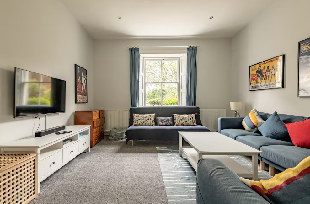 Opera Snapshot_2026-01-07_162940_www.airbnb.co.za.png