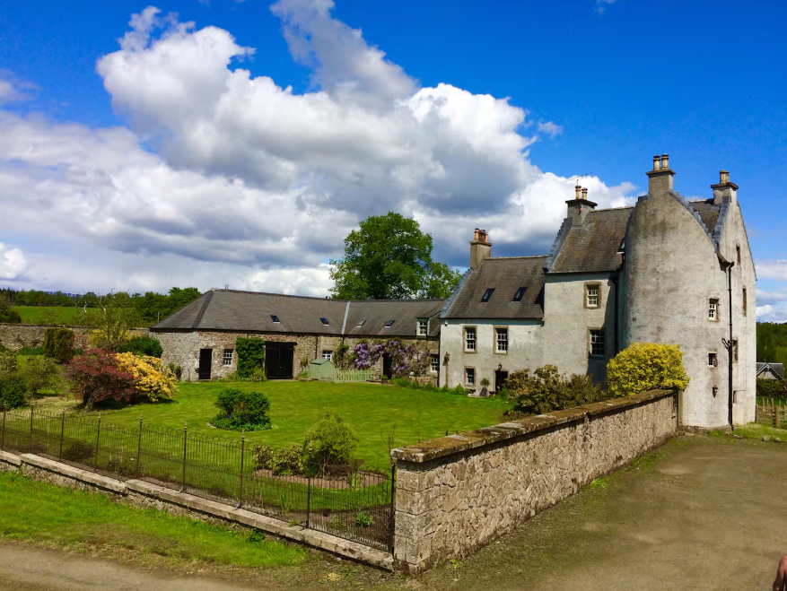 Opera Snapshot_2026-01-07_155346_www.airbnb.co.za.png