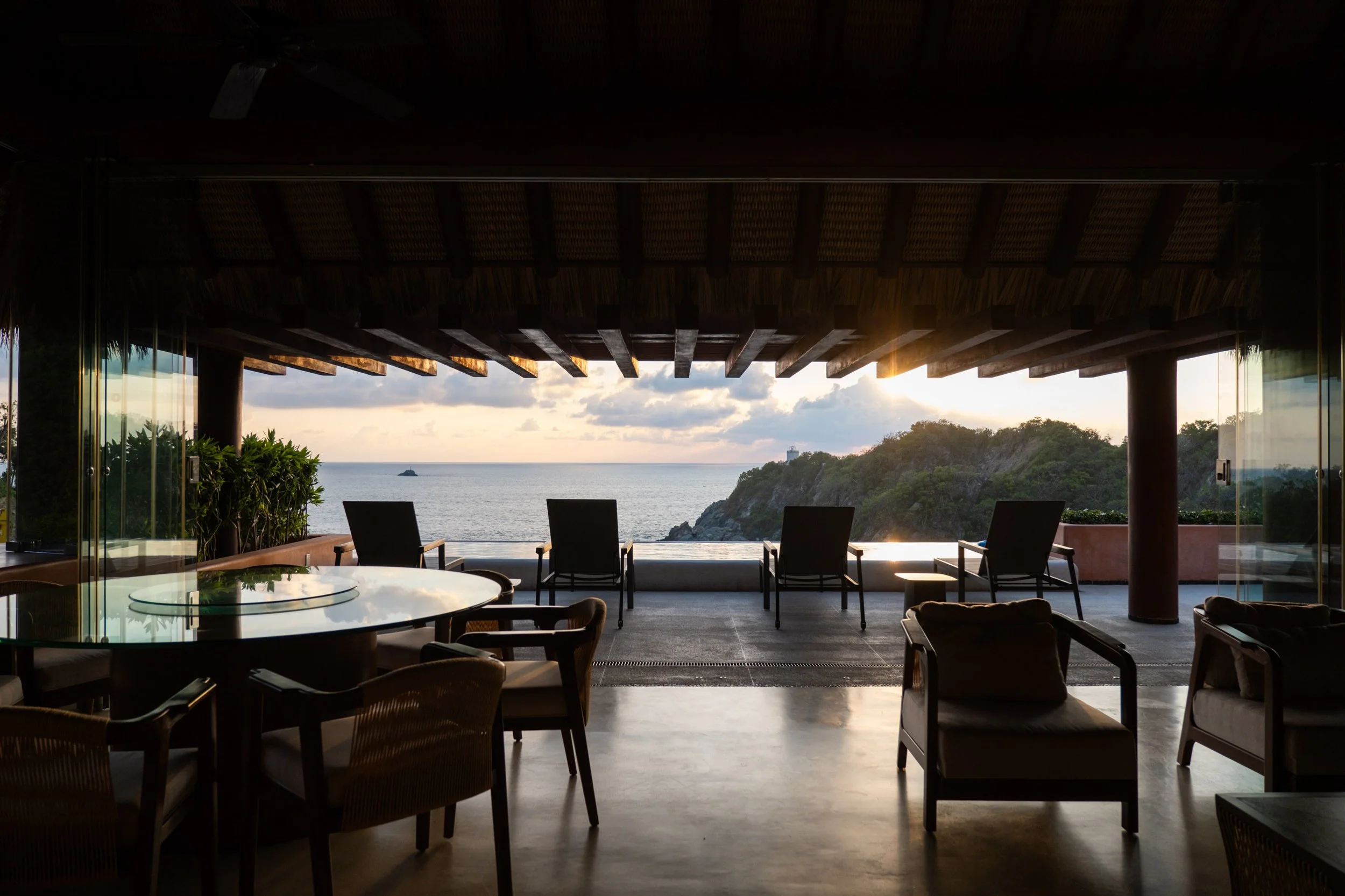 punta-garrobo-zihuatanejo-villa-airbnb-1-0088.jpg