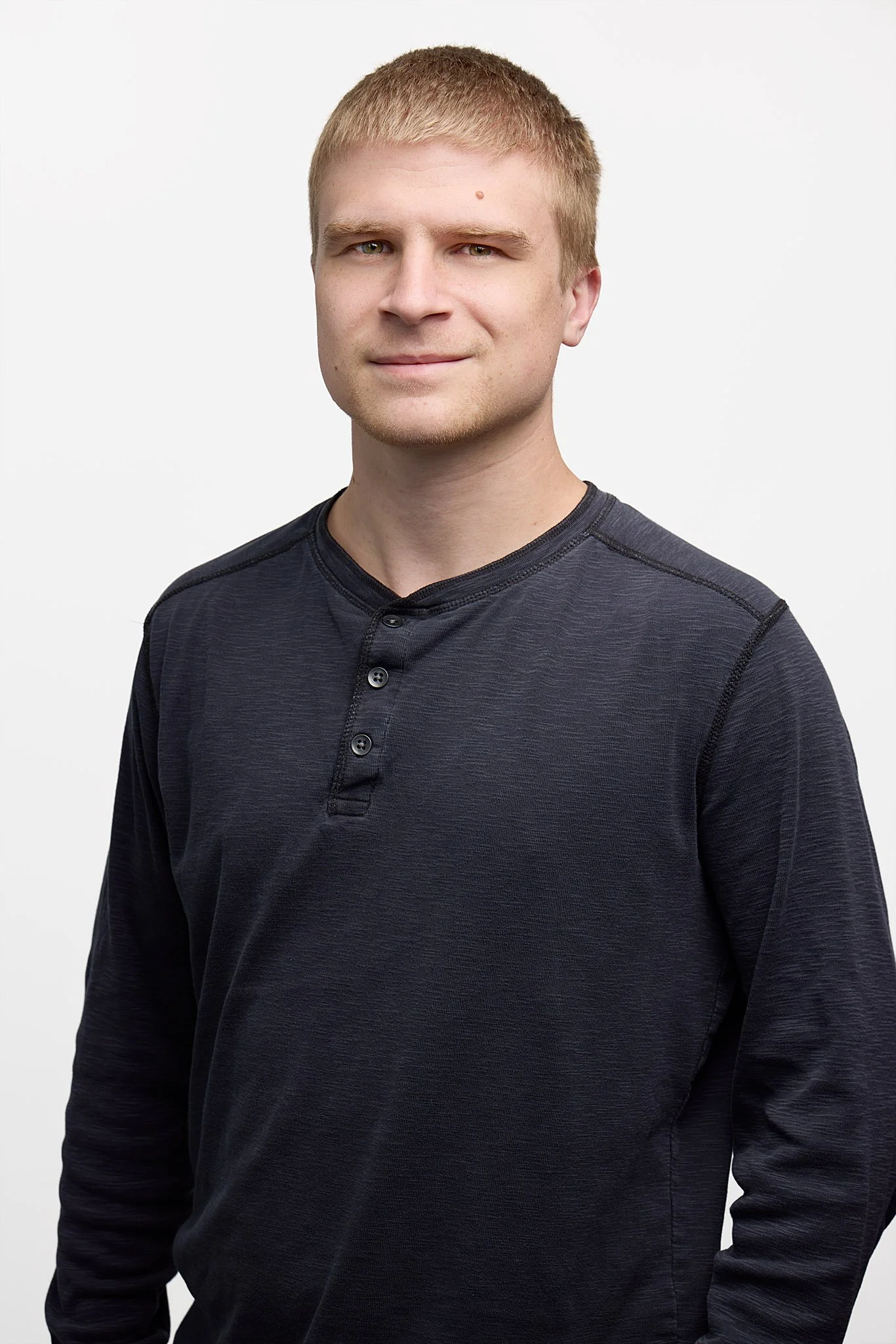 20260923-Chris Hoftyzer-Web.jpg