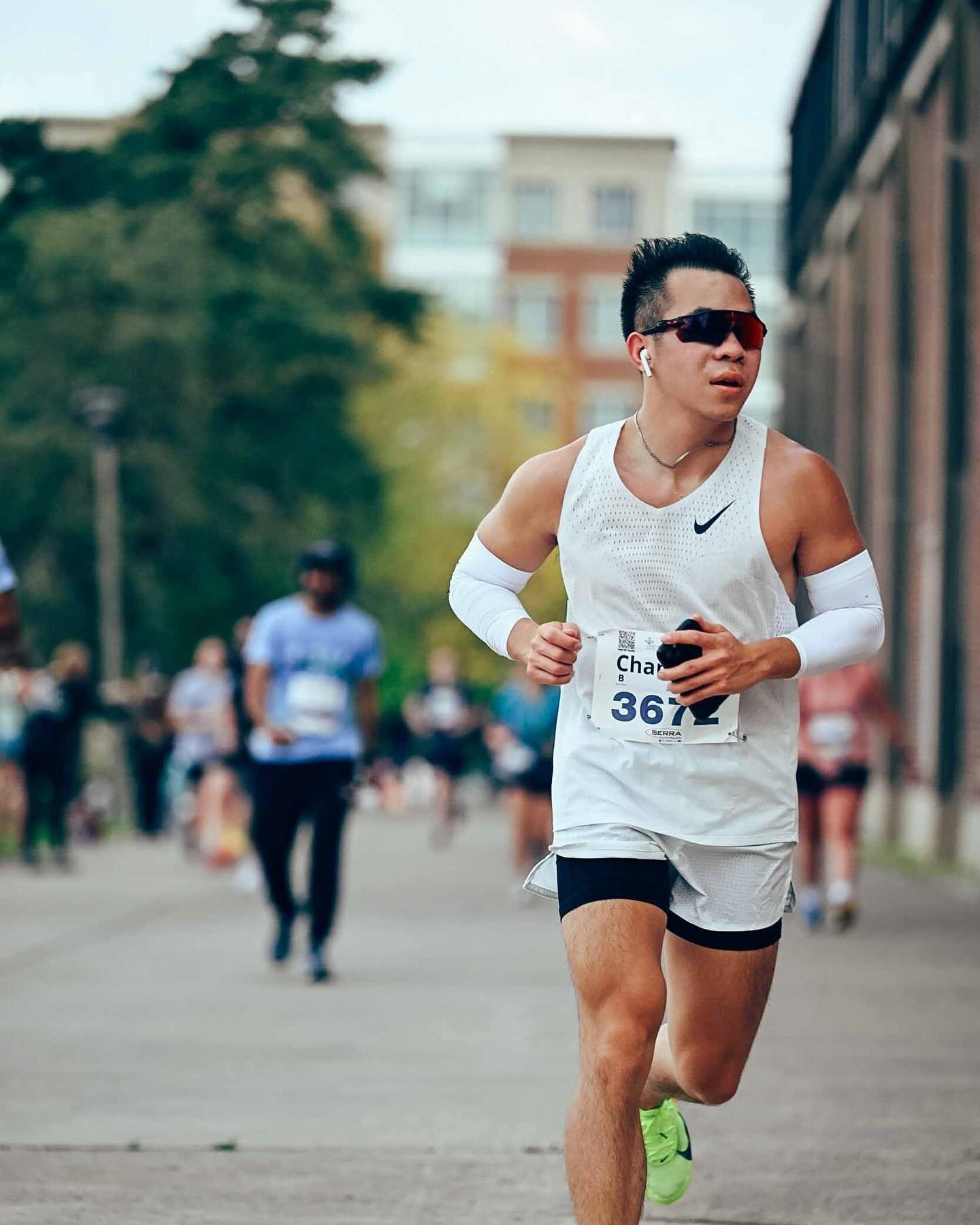 Legs feed the wolves.

With just four weeks of training, I completed my first half-marathon. Despite not hitting my goal time, I&rsquo;m pleased with my debut race. 

A huge shoutout to the guys for their surprise visit to Champaign and their support