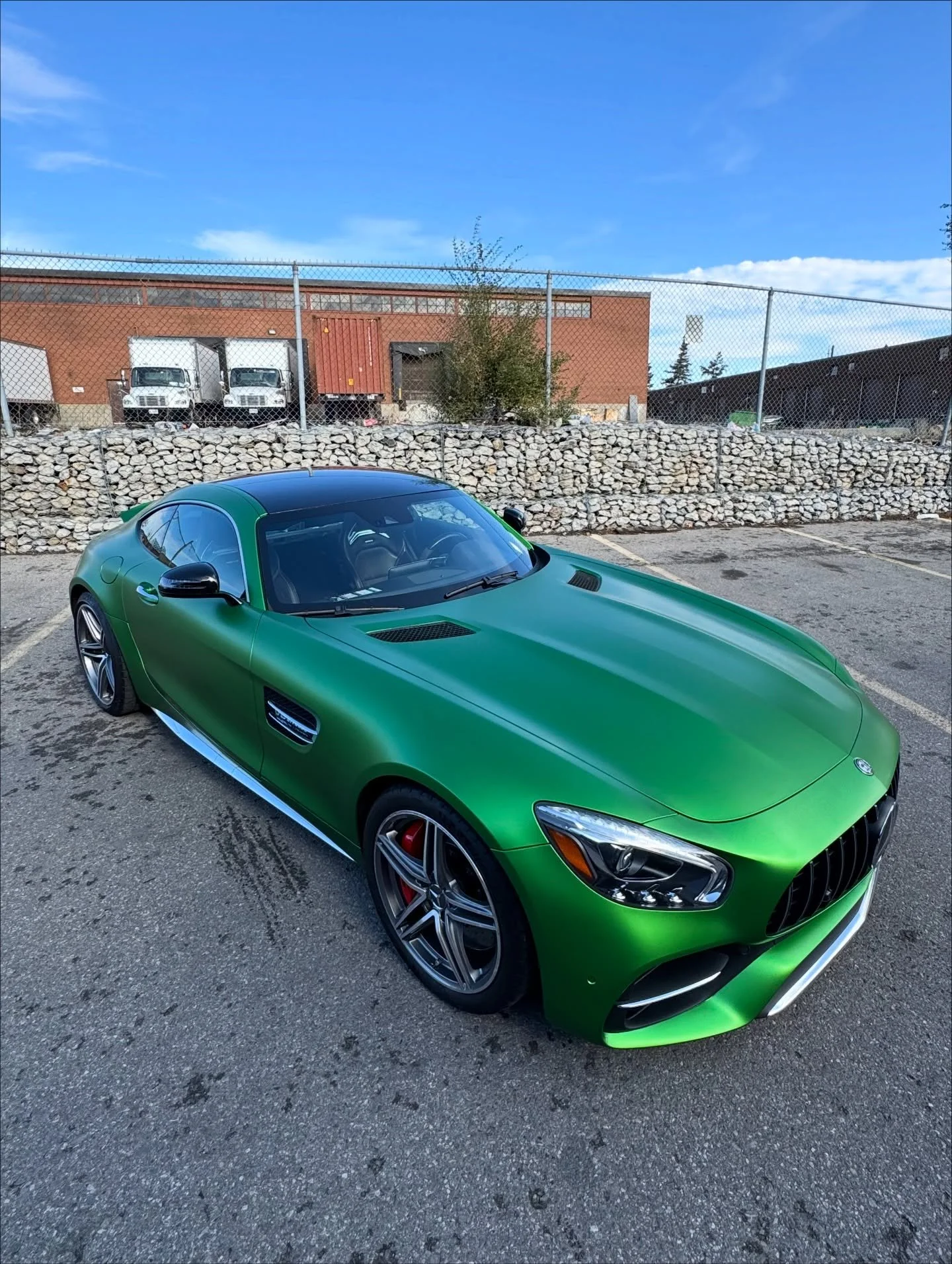 This Mercedes Benz AMG GTC came in for full transformation from original silver to OEM Spec Matte Green Hell Magno, fully wrapped with Door Jambs 🔥

#WrapMeisters