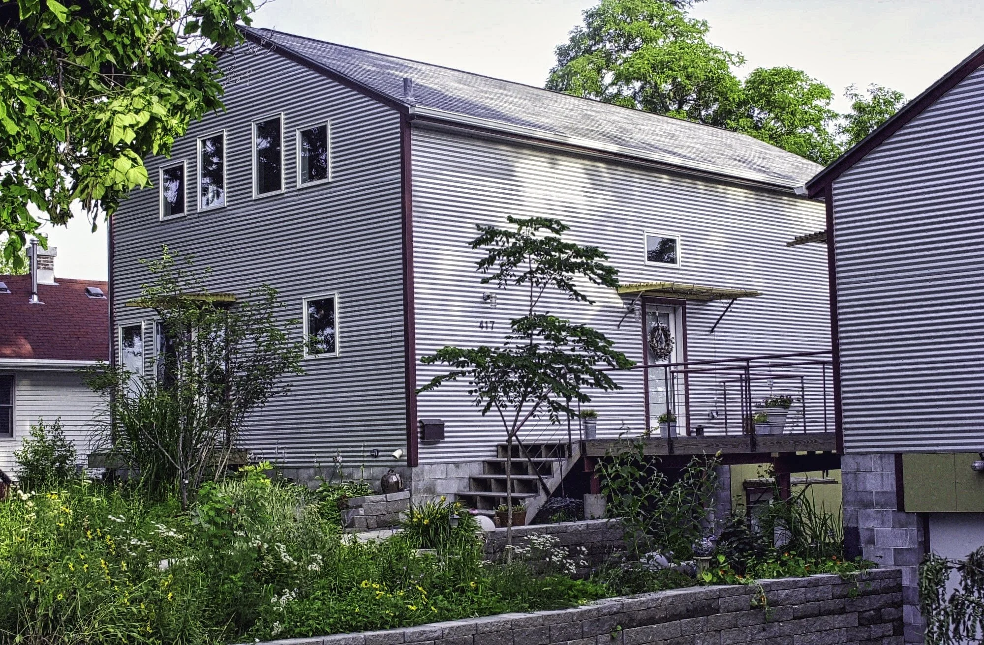 417 center street exterior 1.jpeg