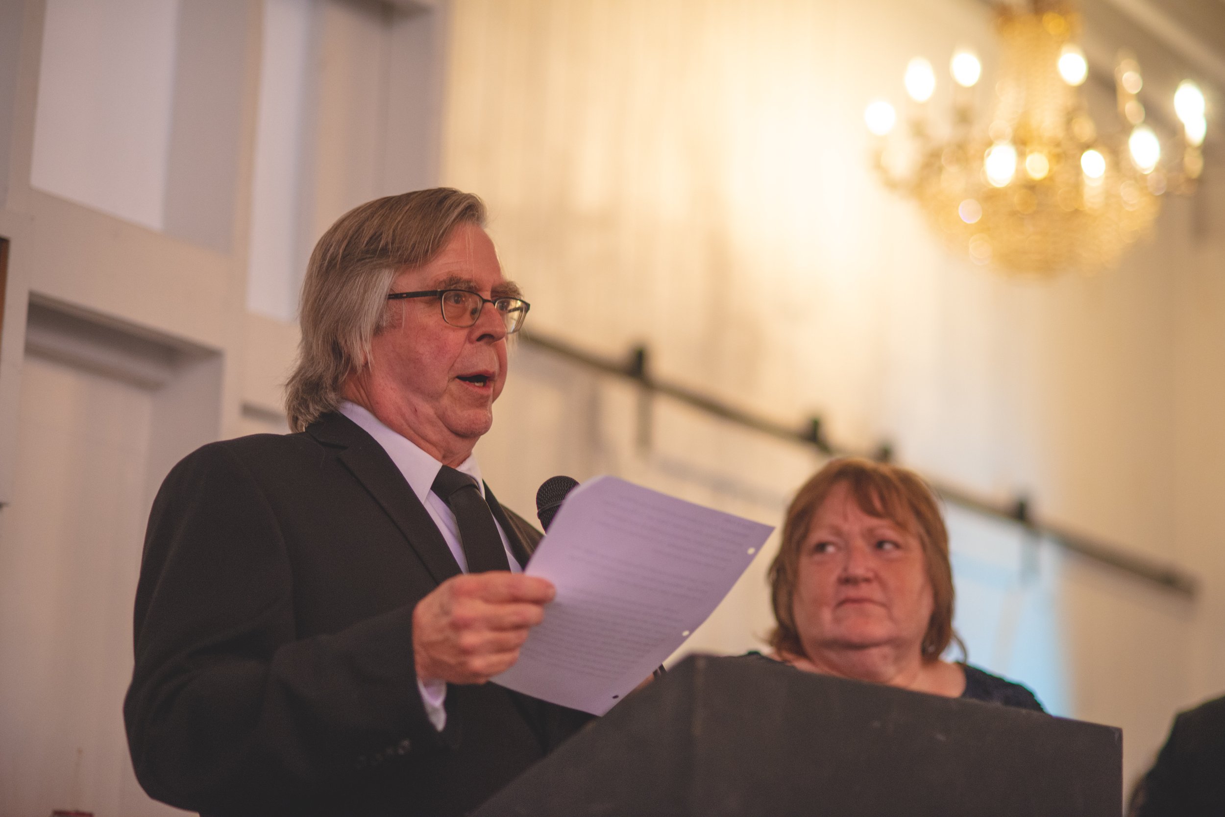 beautiful wedding reception. laughs and fun. wedding speech father of the bride.