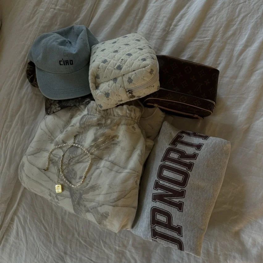 essentials only!

#midwestmagique #memorialdayweekend