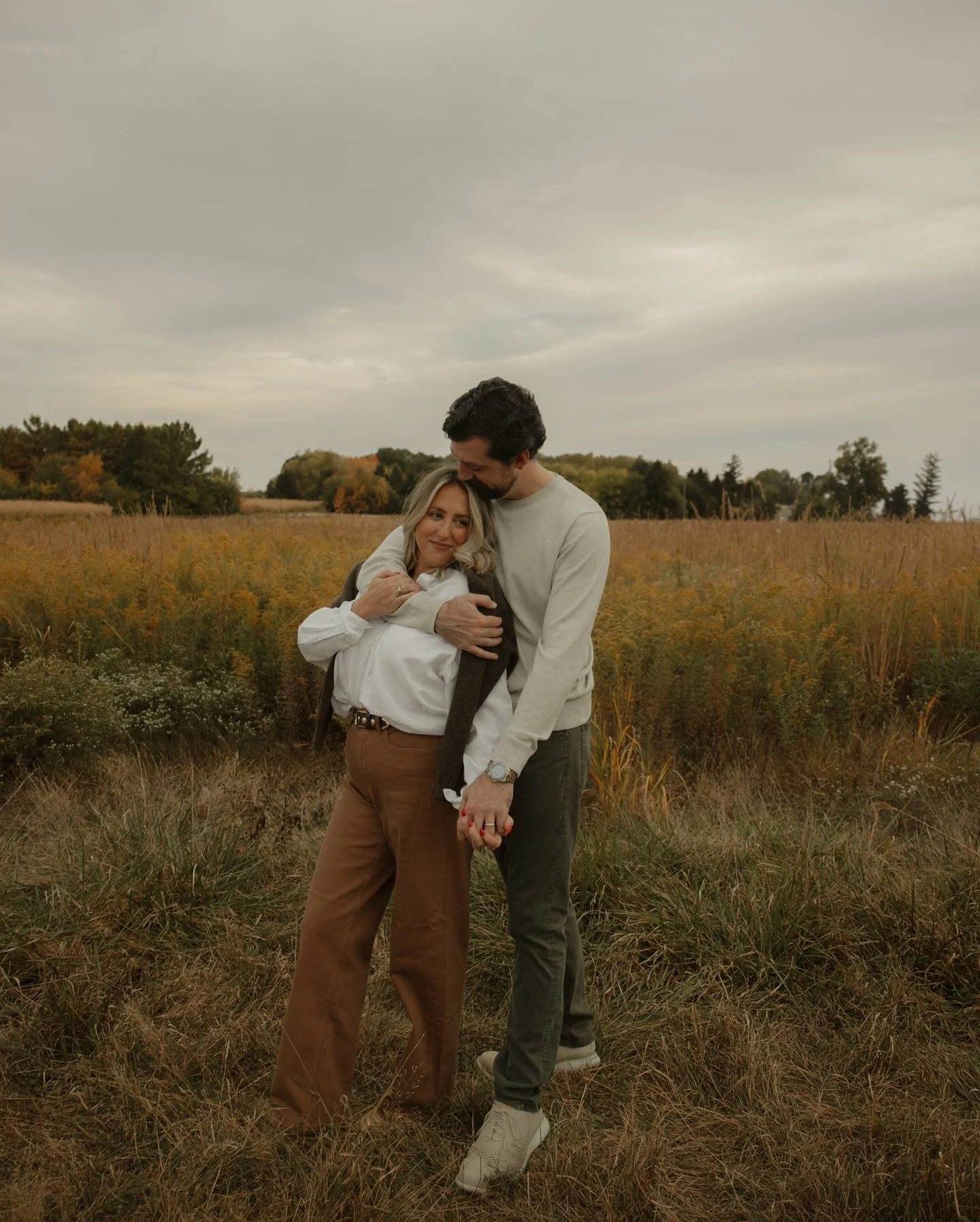 the gallivan&rsquo;s 🎞️🤎

a little sneak from the most dreamy fall evening with blakely + kristian last night ✨
.
.
.