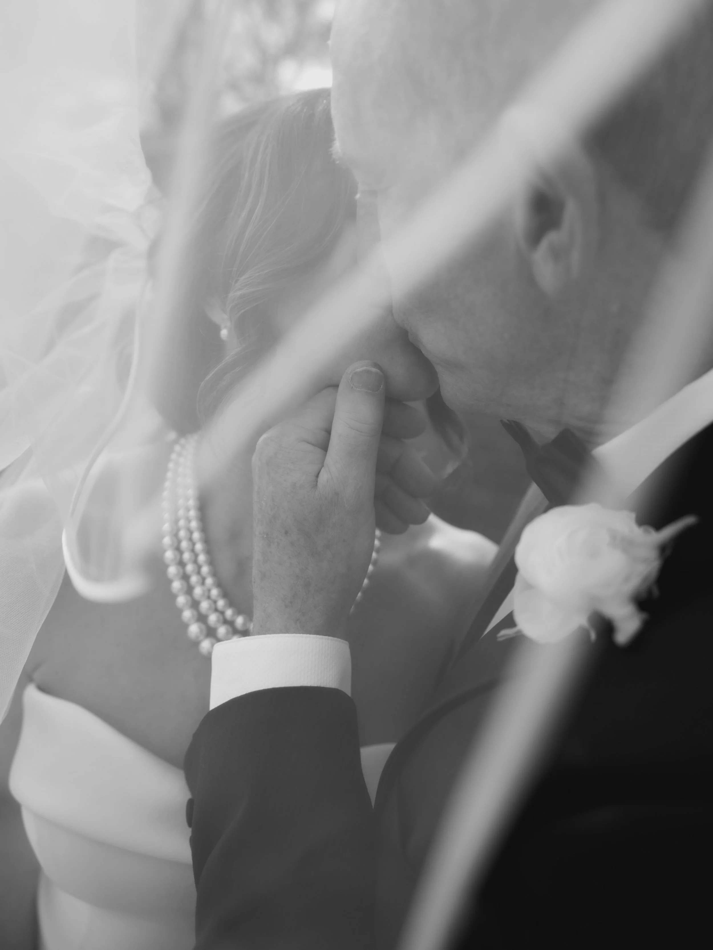 &ldquo;to love and be loved is to feel the sun from both sides.&rdquo; &mdash; david viscott

🎞️
.
.
.

central illinois wedding photographer &bull; champaign-urbana photographer &bull; midwest wedding photographer &bull; midwest storytelling photog