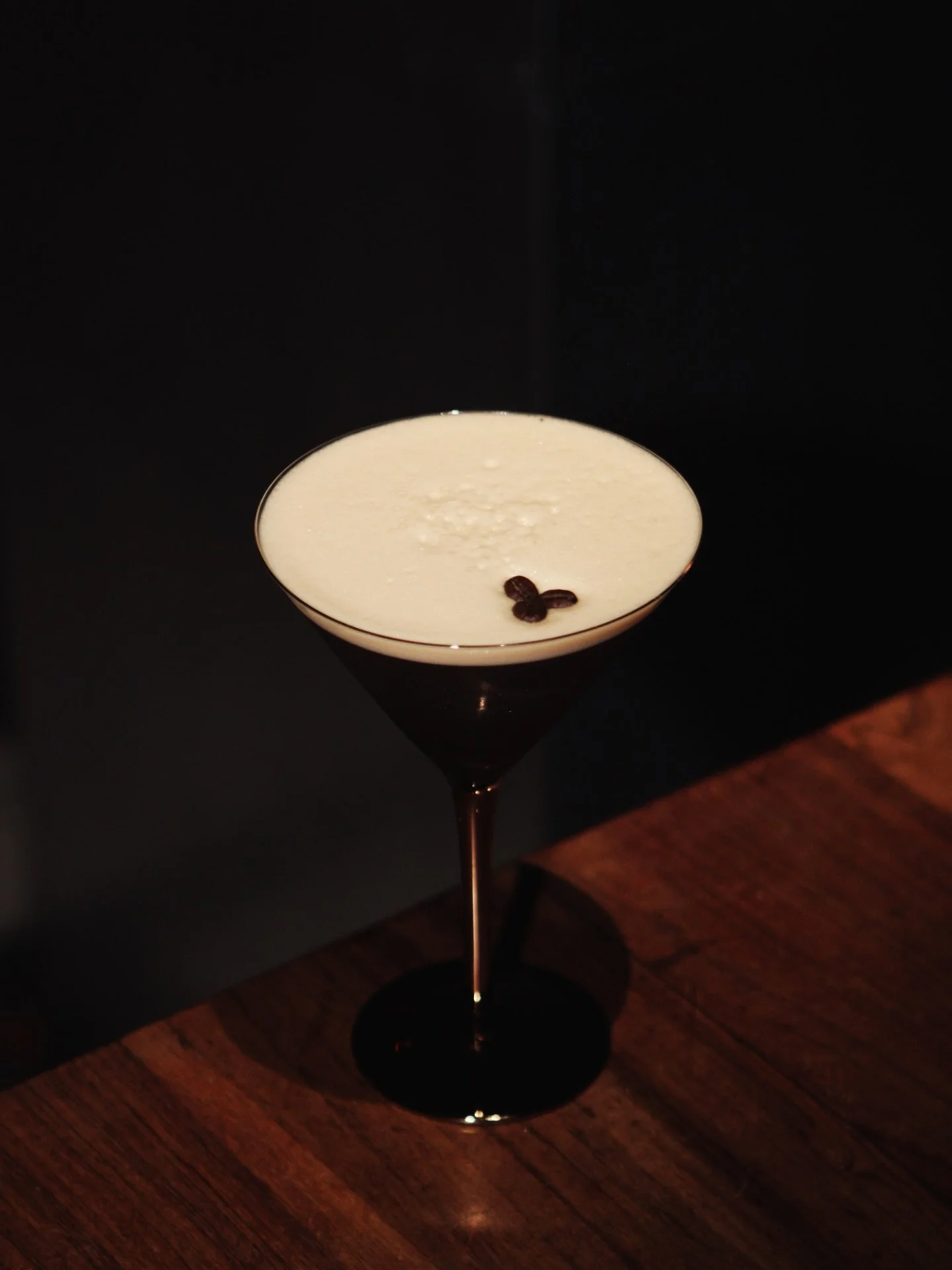 Cocktail Week has arrived in Amsterdam.

Our new cocktail menu is here, refined, unexpected, and made to be savoured slowly. From timeless classics to bold new signatures, every pour is crafted with intention.

To match, our C&ocirc;te de Boeuf speci