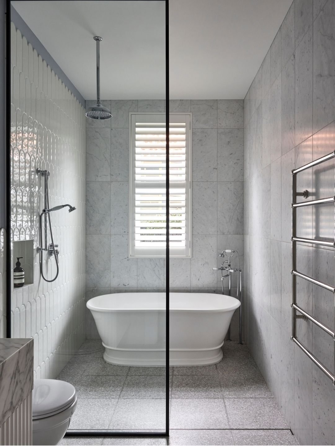 Across the kitchen and bathroom in this Federation Classic, we weren&rsquo;t aiming to repeat &mdash; but to echo.

In this bathroom, we carried forward the Arabescato marble from the kitchen. Not to match, but to create rhythm &mdash; a material tha