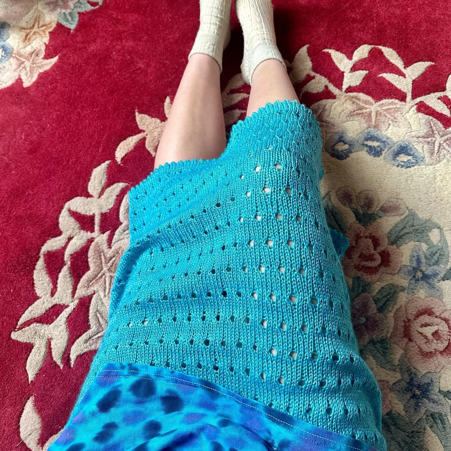 finished this a little while ago; finally posting! this #dahliaskirt by @andieknits is so comfy &amp; airy. love the simple design with polished details. knit with maps yarn spring blend in aquamarine. and ofc y&rsquo;all know i love my groovy shirt 