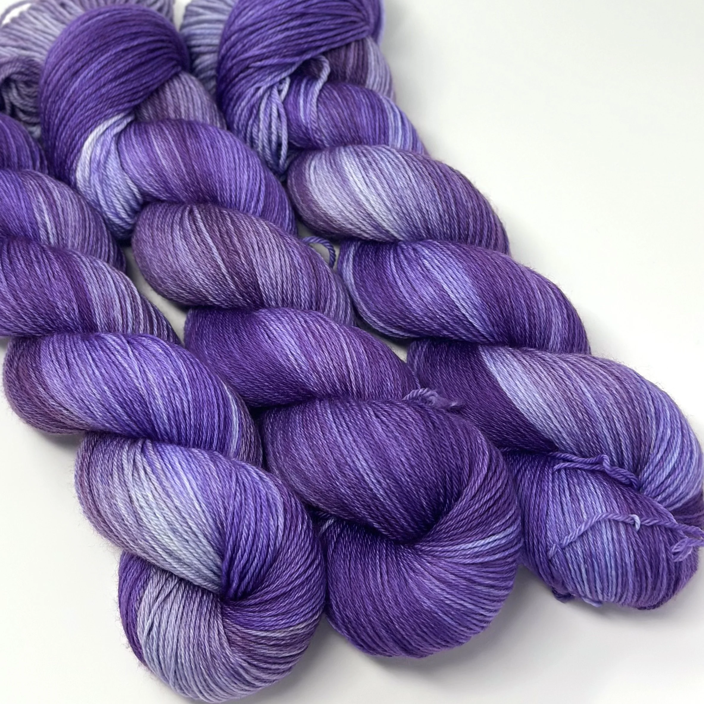 Luxe Sock yarn in Amethyst
