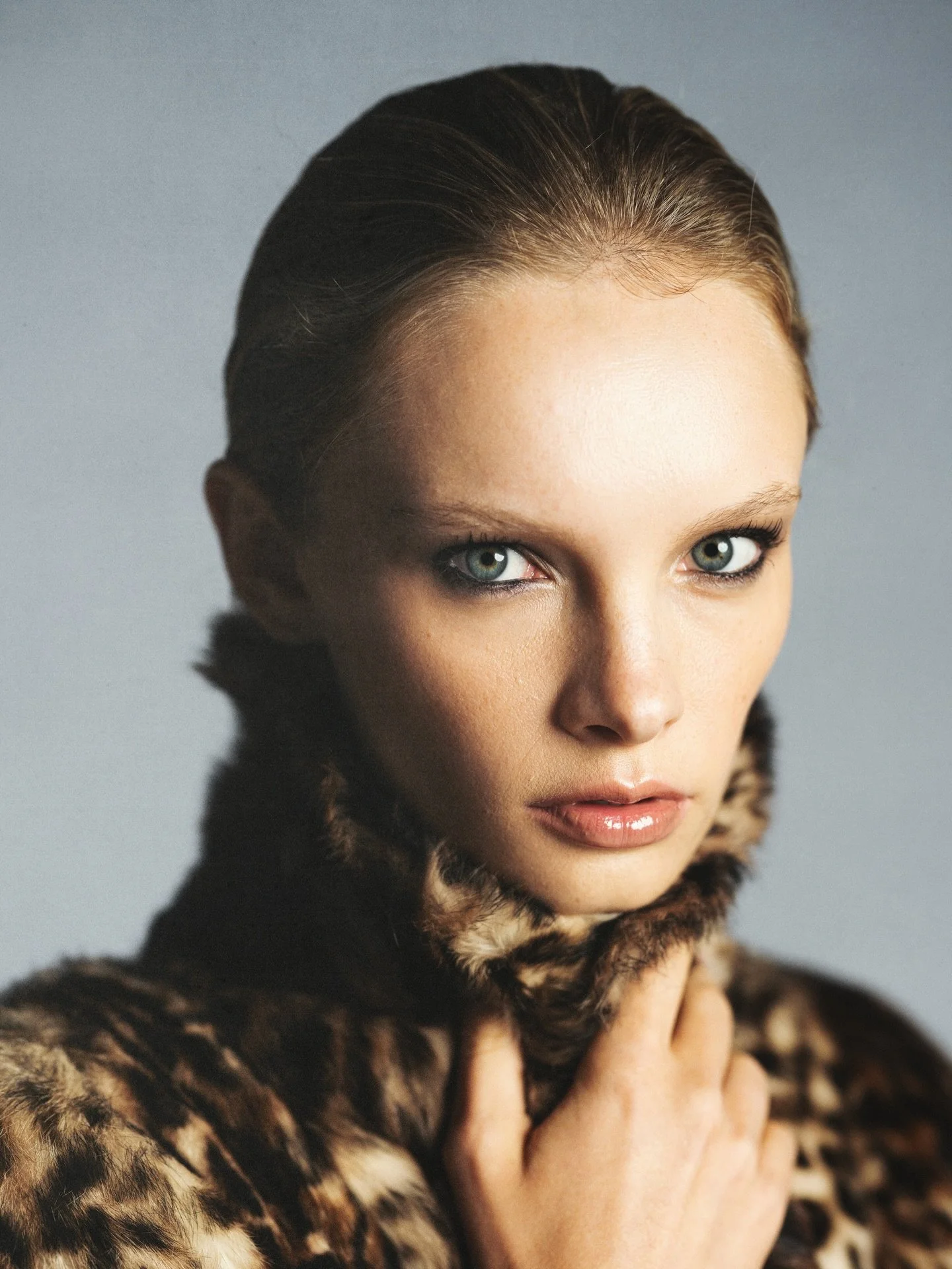 @barbara.shilova @premium_models 
styled by @elelsu
make up and hair by @alicegarin_