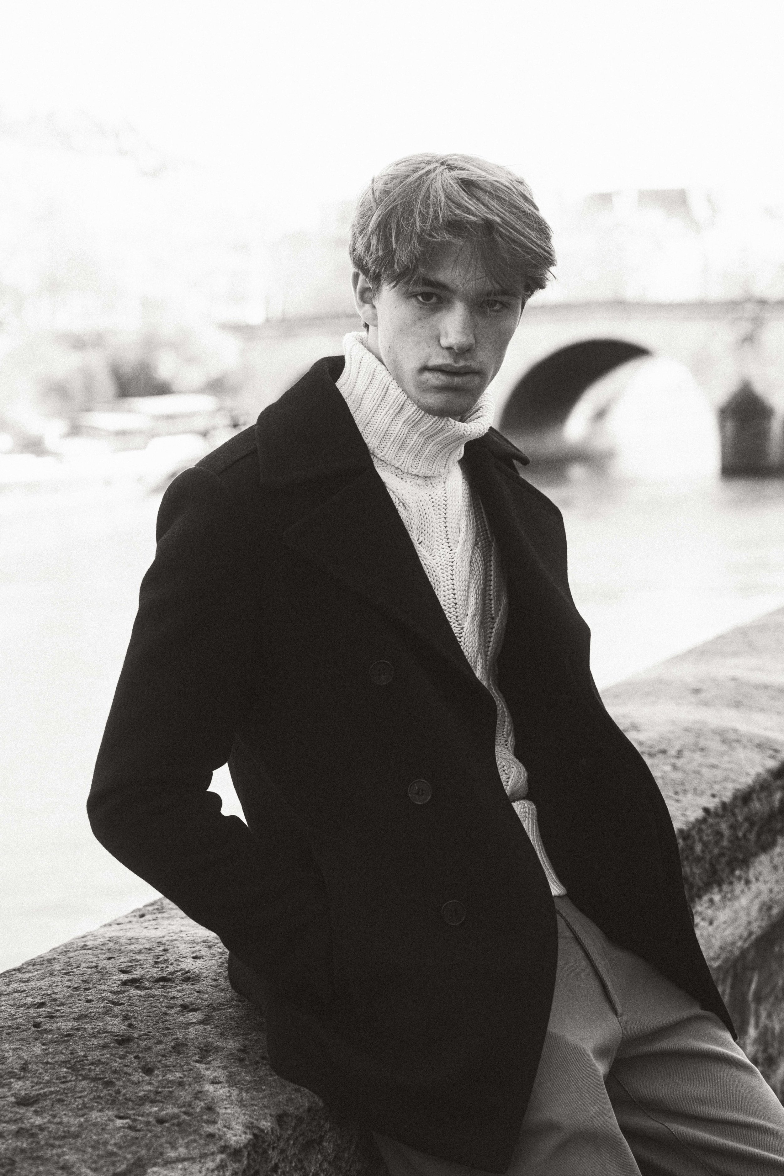 YL_LEONARD_241215_01_BW.jpg