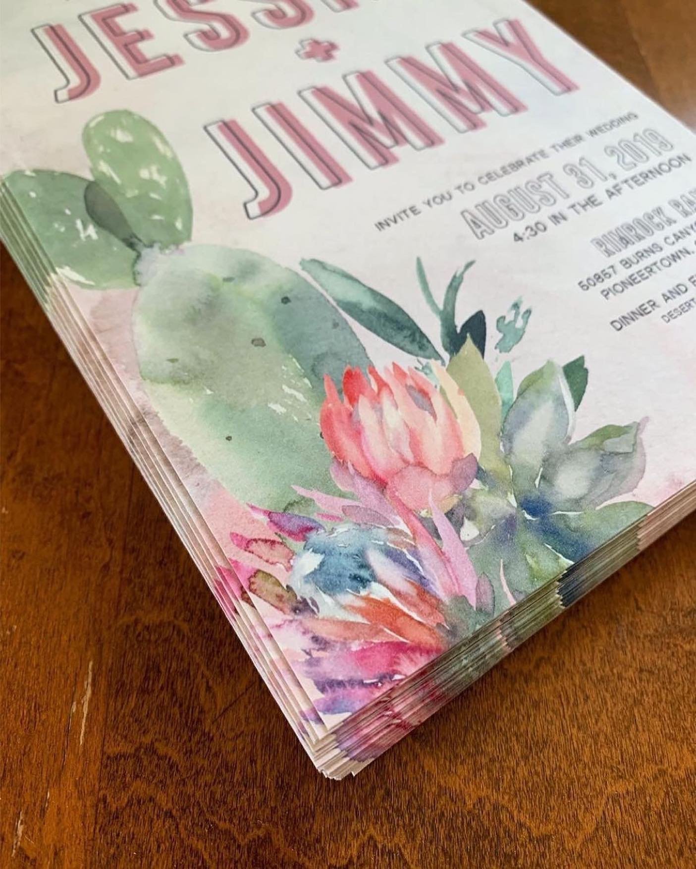 Cacti, Proteas and Succulents, oh my! 🌵Sending some desert vibes on this bitterly cold day (it might get up to 1 degree today 🥶) Stay warm, friends! 

#wedding #joshuatree #rimrockranch #cactus #protea #succulents #weddinginvitation #papergoods #we