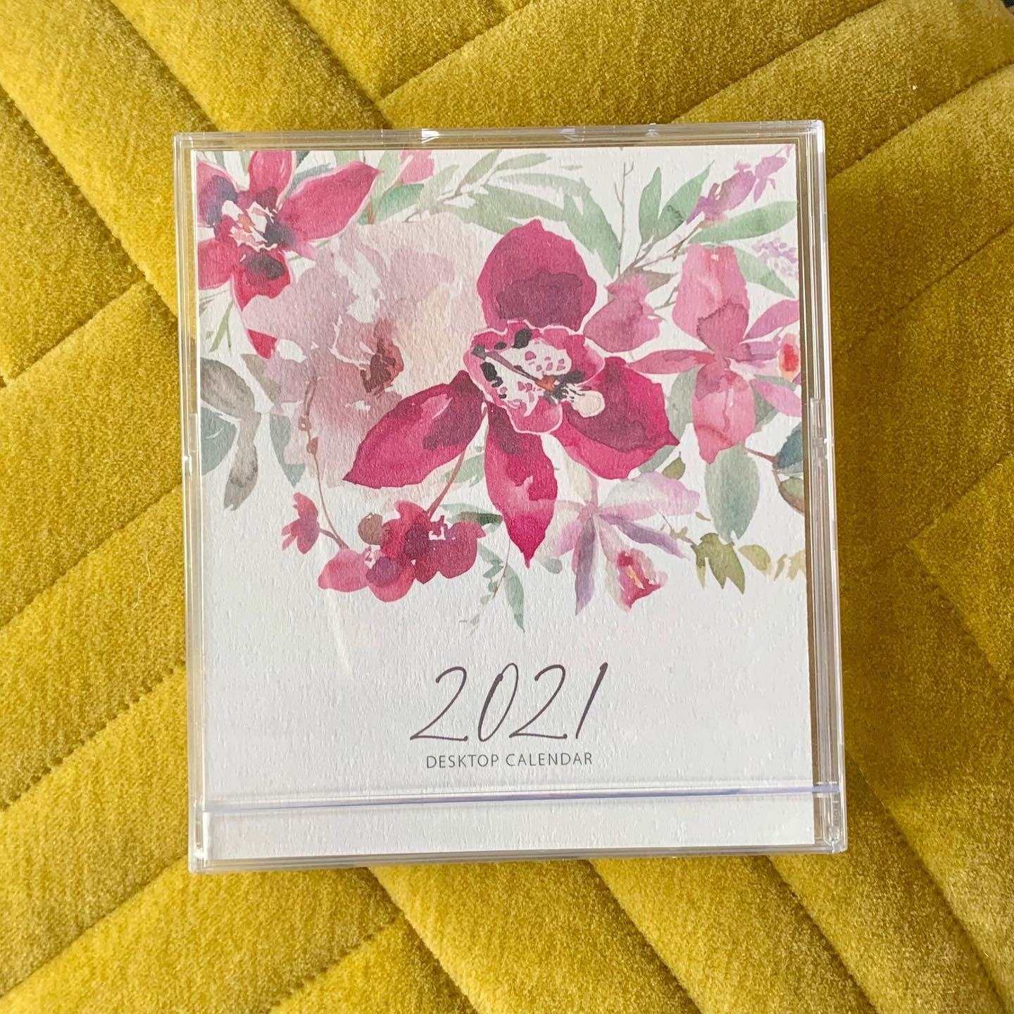 Say goodbye to 2020&hellip;. 2021 Floral Desktop Calendars will be available on my #Etsy site this Wednesday 10/1!
&bull;
#2021 #2021calendar #desktopcalendar #fuck2020 #goodbye2020 #art #design #illustration #painting #floral #flowers #dailydoseofco