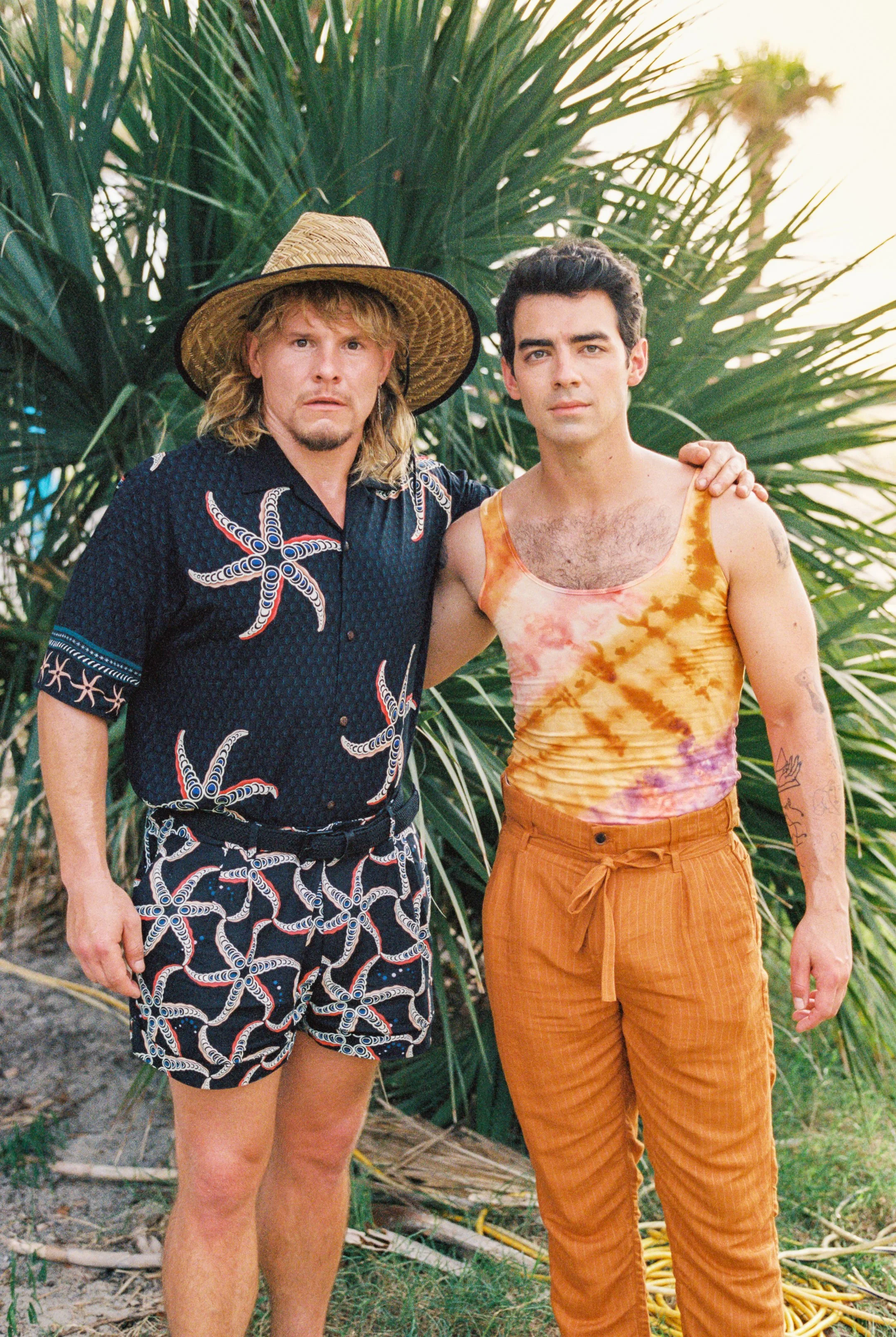 A picture of actors Tony Cavalero and singer Joe Jonas