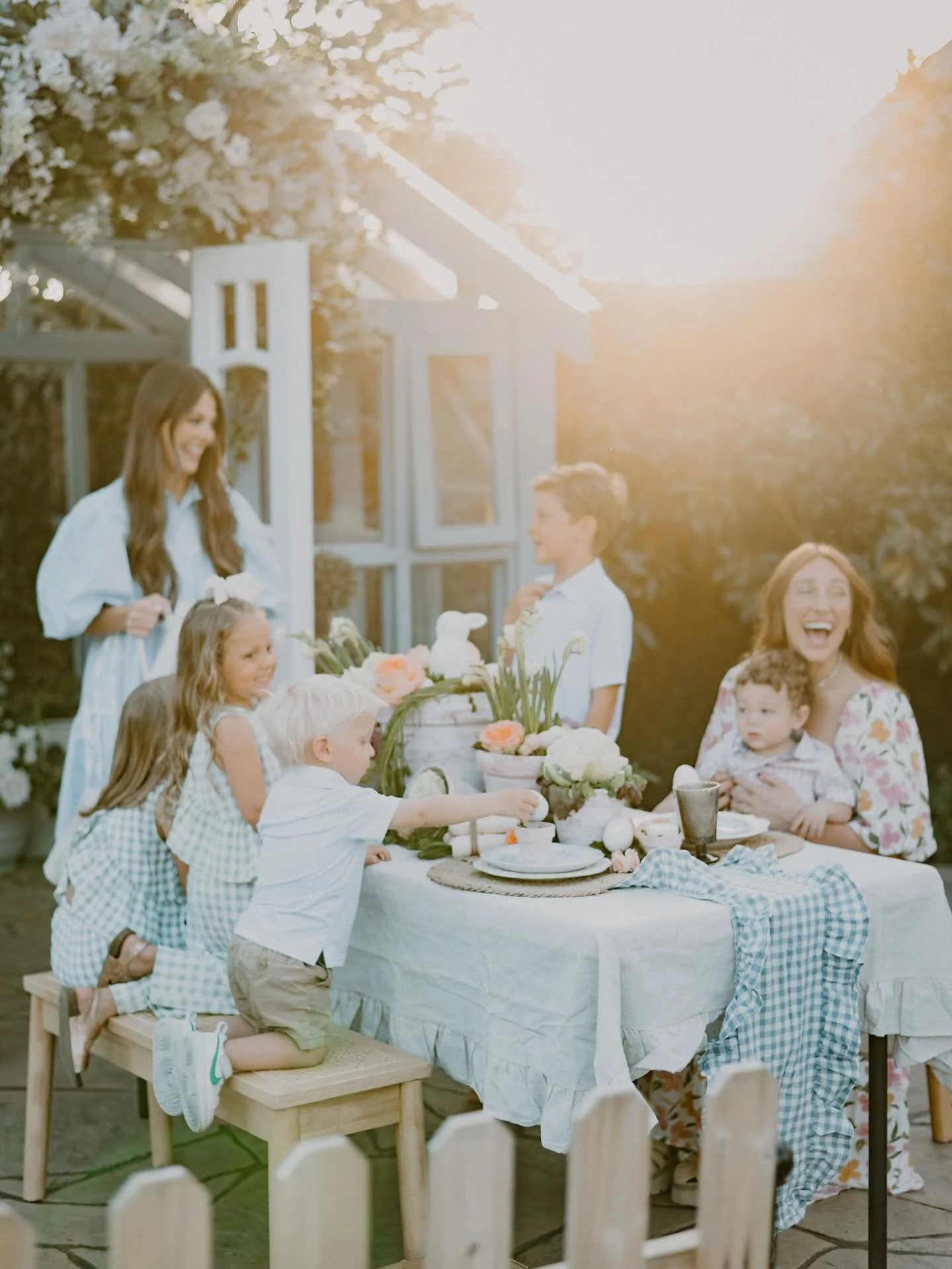 Midday carousel post because - I mean. LOOK. AT. THEM. 😍 so thankful to be a part of Lemon drops preferred photographers program and having a community that invites me in for these sessions. I&rsquo;m so obsessed with spring in Texas. Patio season, 