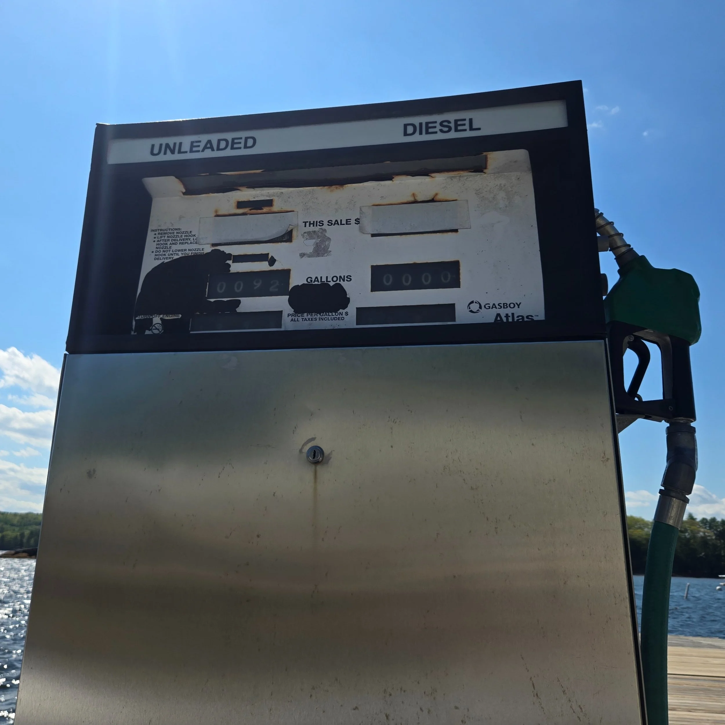 We're back! 

KYC is gearing up for the awesome summer ahead. Fuel and water service now available on the dock. For fuel, please call or radio ahead. 

First day of full service at the club is June 15th!