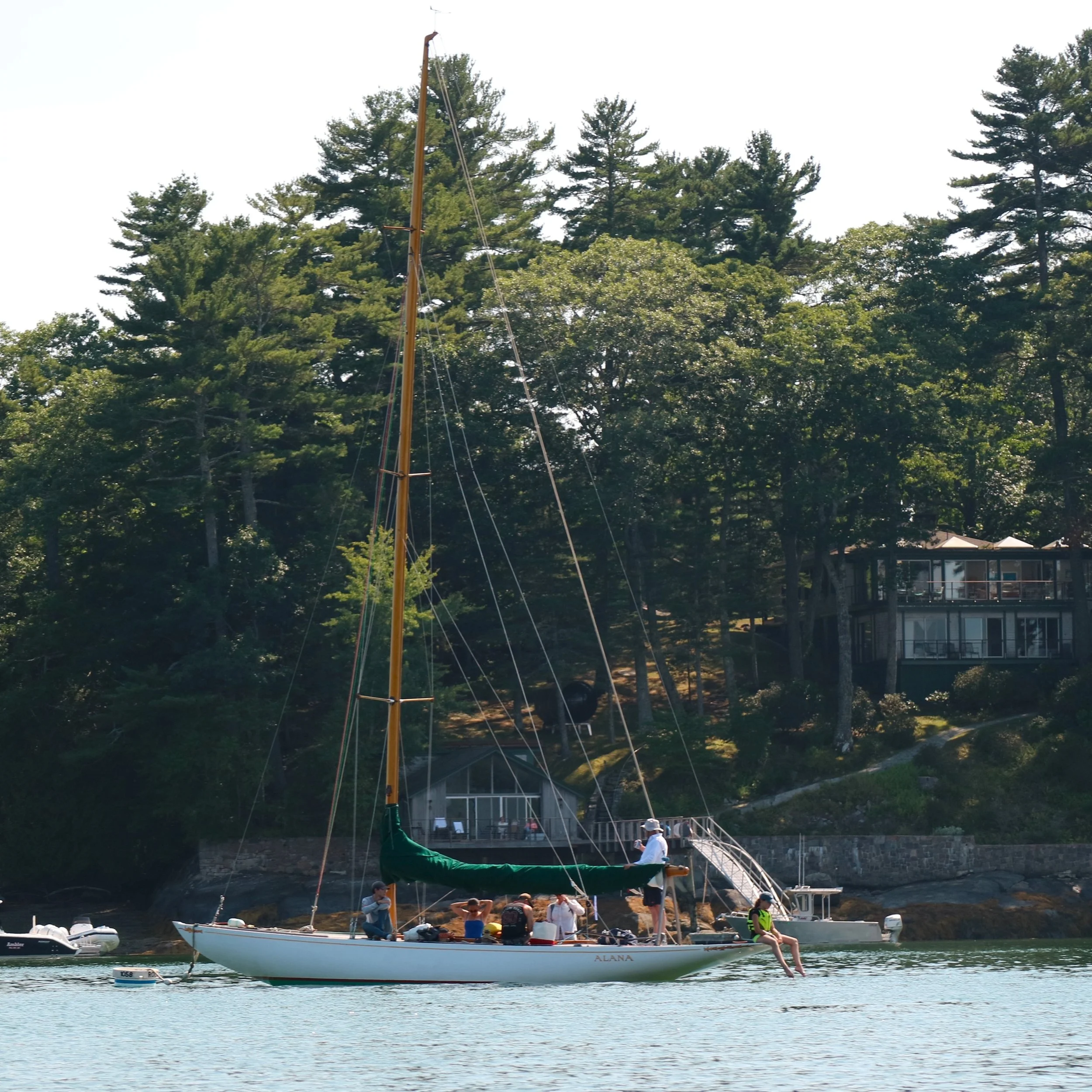 Toby Rodes and family with a gorgeous boat (Alana).