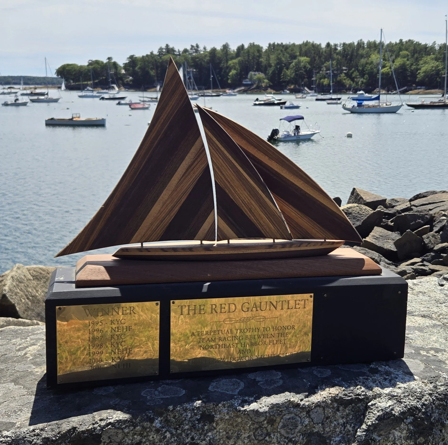 Red Gauntlet Today in NE Harbor