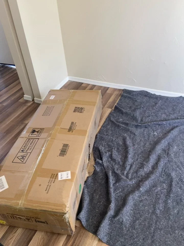 Smooth clean closet assembly! Nice upgrade to the space giving this home some actual storage. 

www.movemountassemble.com

Do you have a lack of closet space in your home?