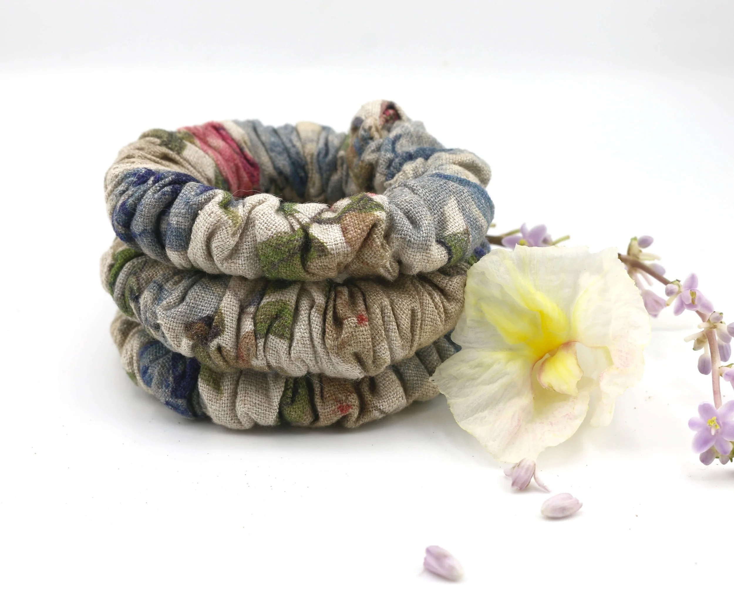 Floral Linen scrunchie thin.jpg