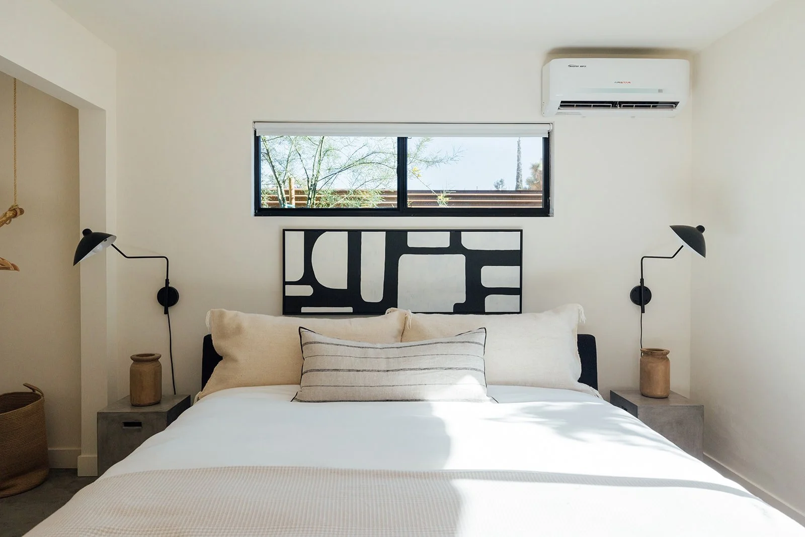 Bedroom1_001.jpg