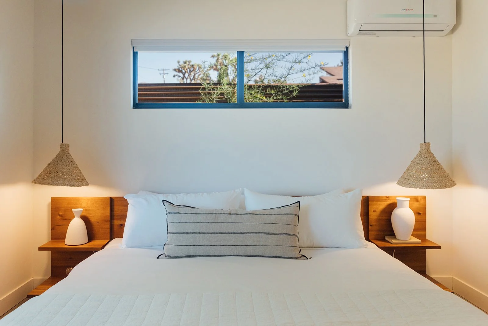 Bedroom2_004.jpg