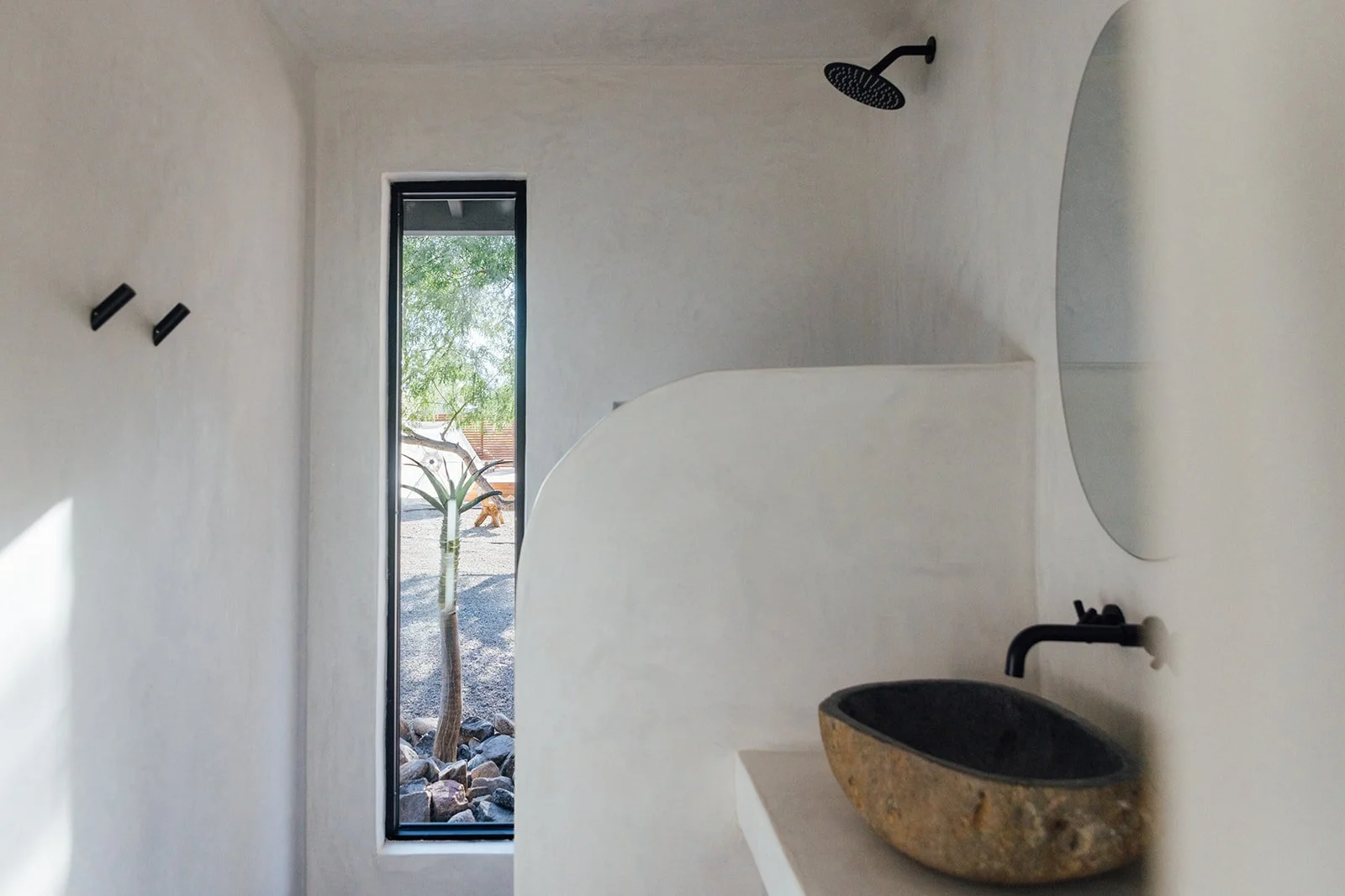 Bathroom2_002.jpg