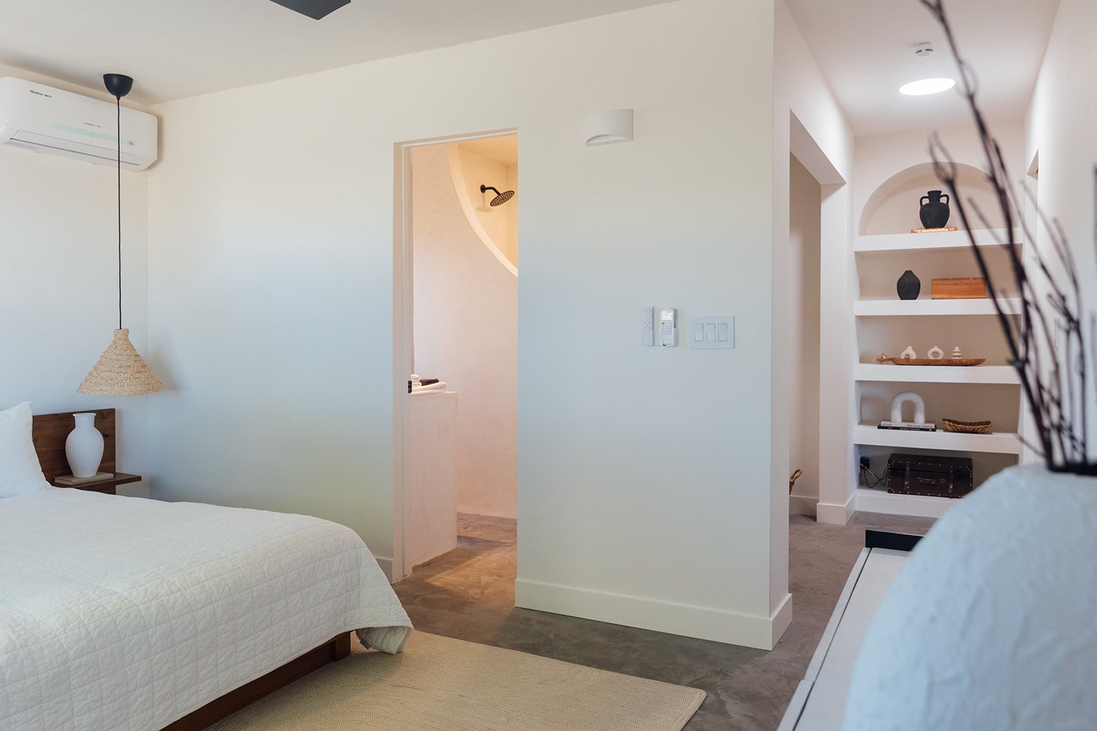 Bedroom2_015.jpg