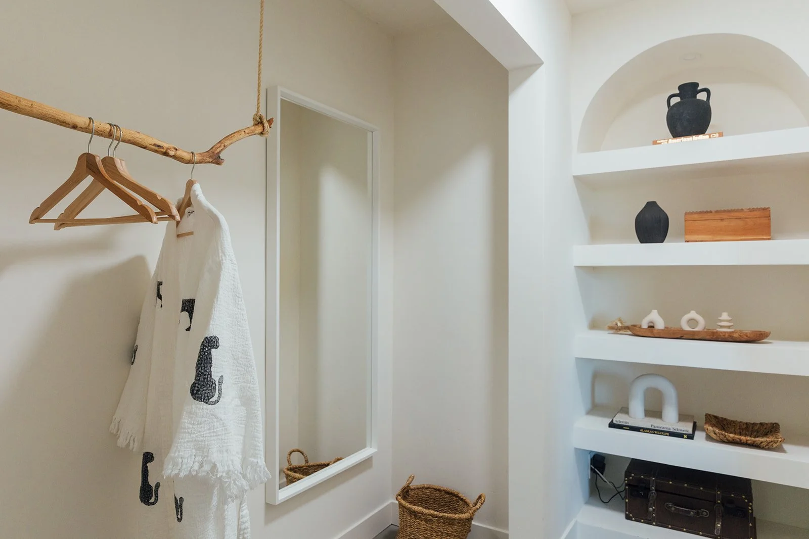 Bedroom2_016.jpg
