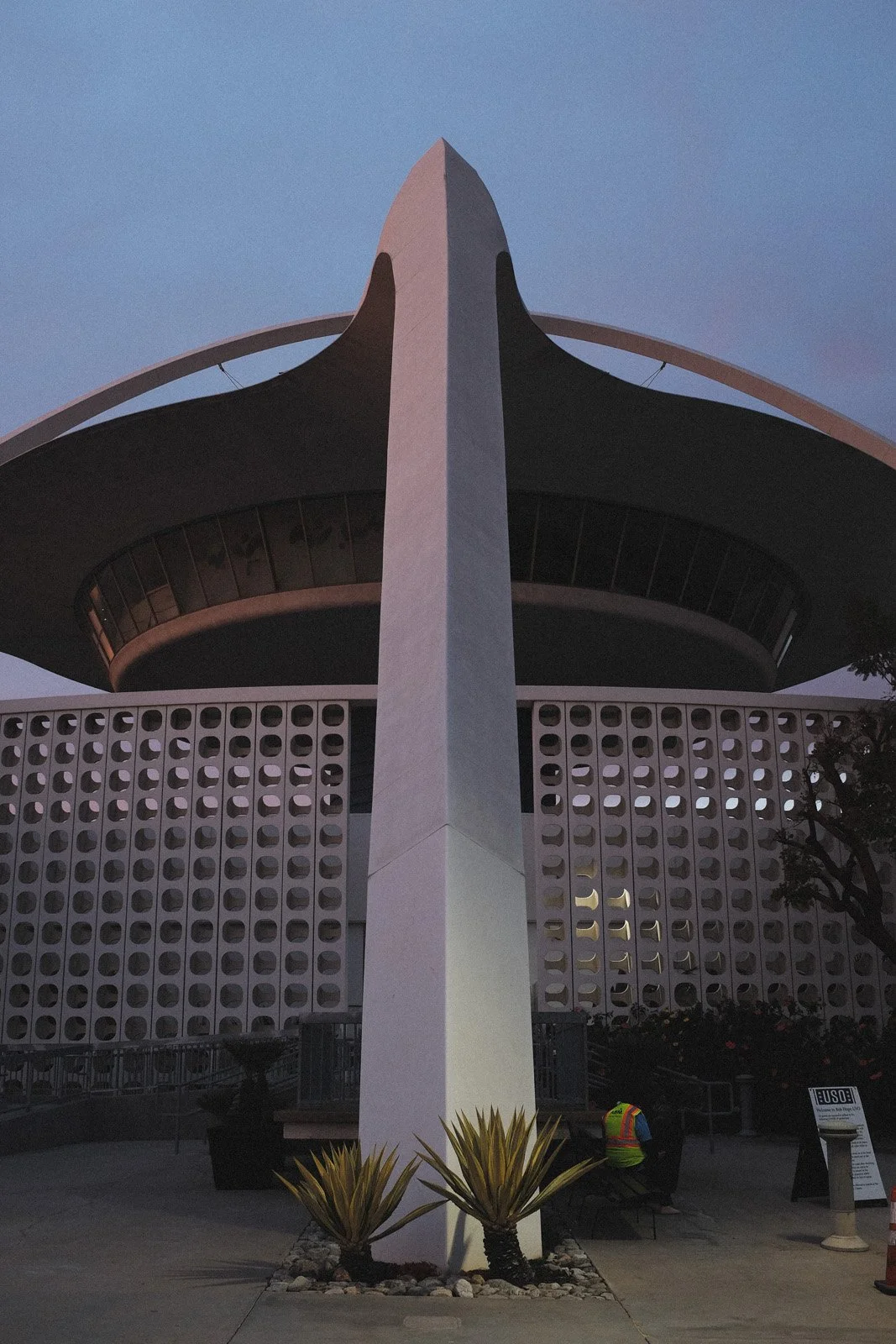 LAX (first pandemic flight) (December 2020)