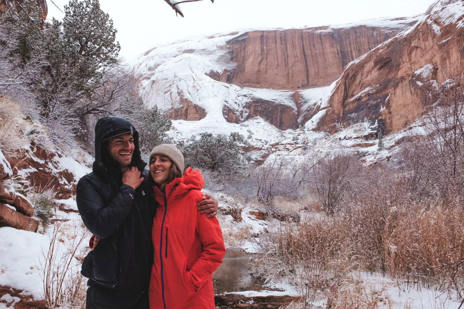 Grandstaff pose down (Daniel, Chloe, December 2020)