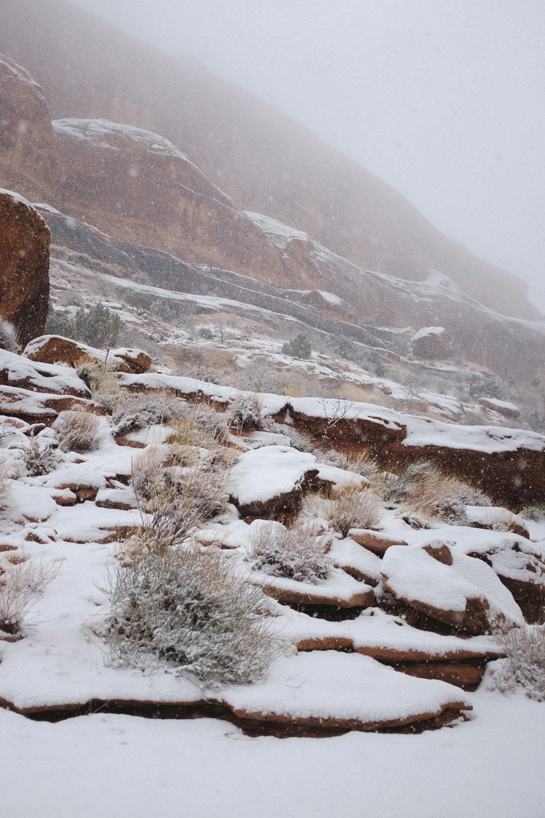 Snowy Grandstaff walls (December 2020)