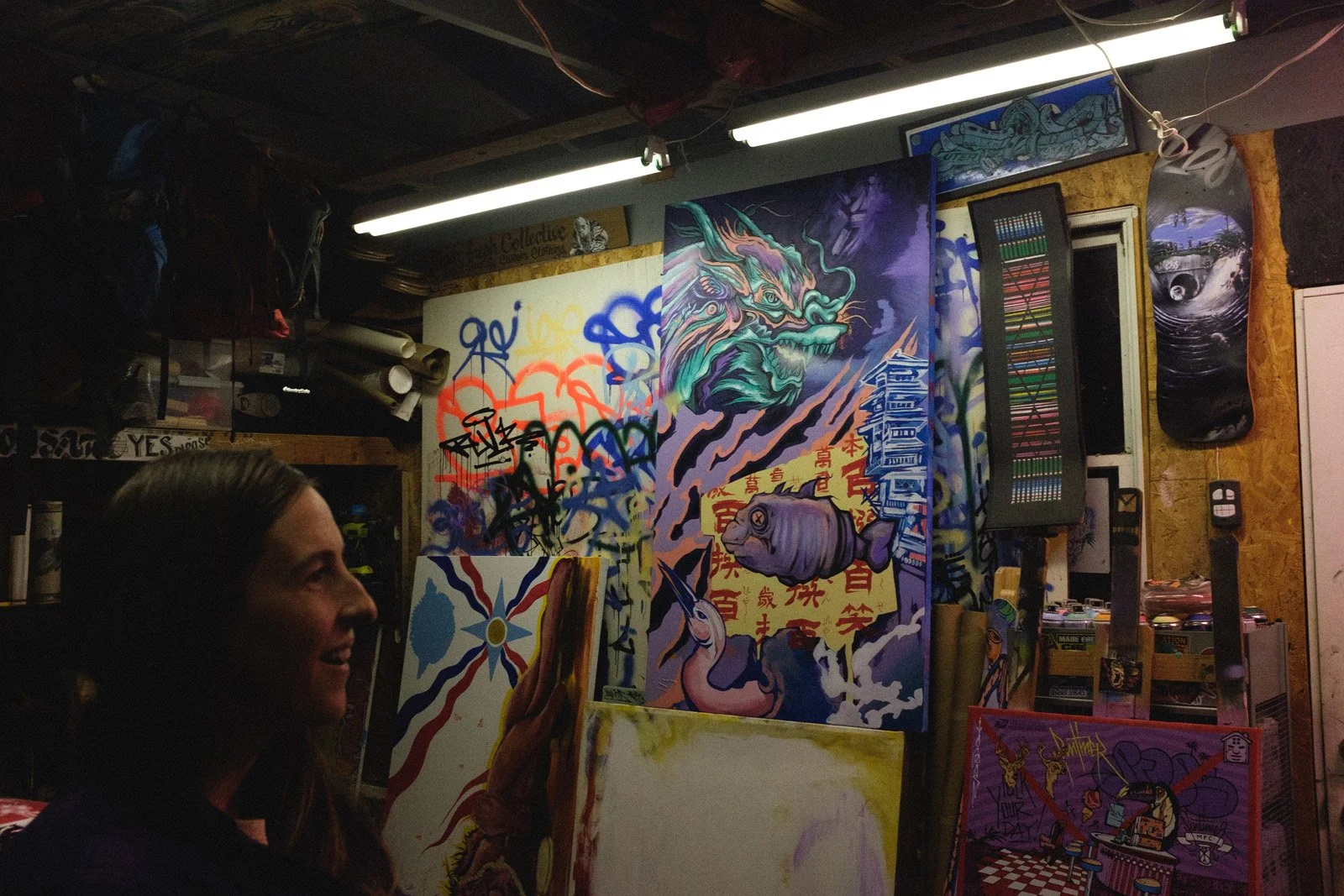 Tay aka PROPS giving tours at Santa Cruz homie spot (Chloe, May 2021).