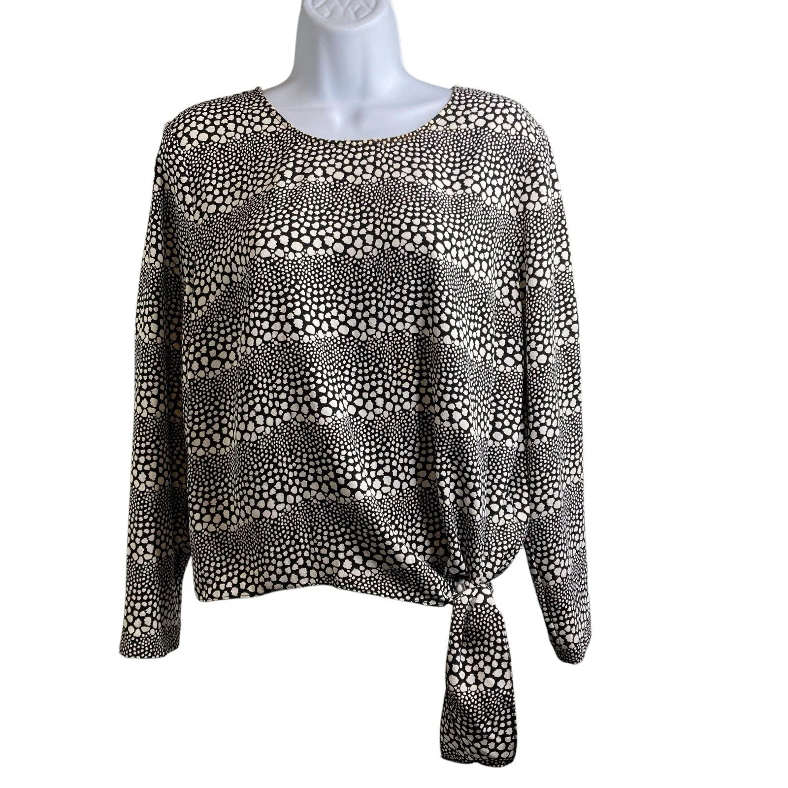 Talbots Women's Gray Pebble Print Tie Front Blouse Size L Old Money Elegant