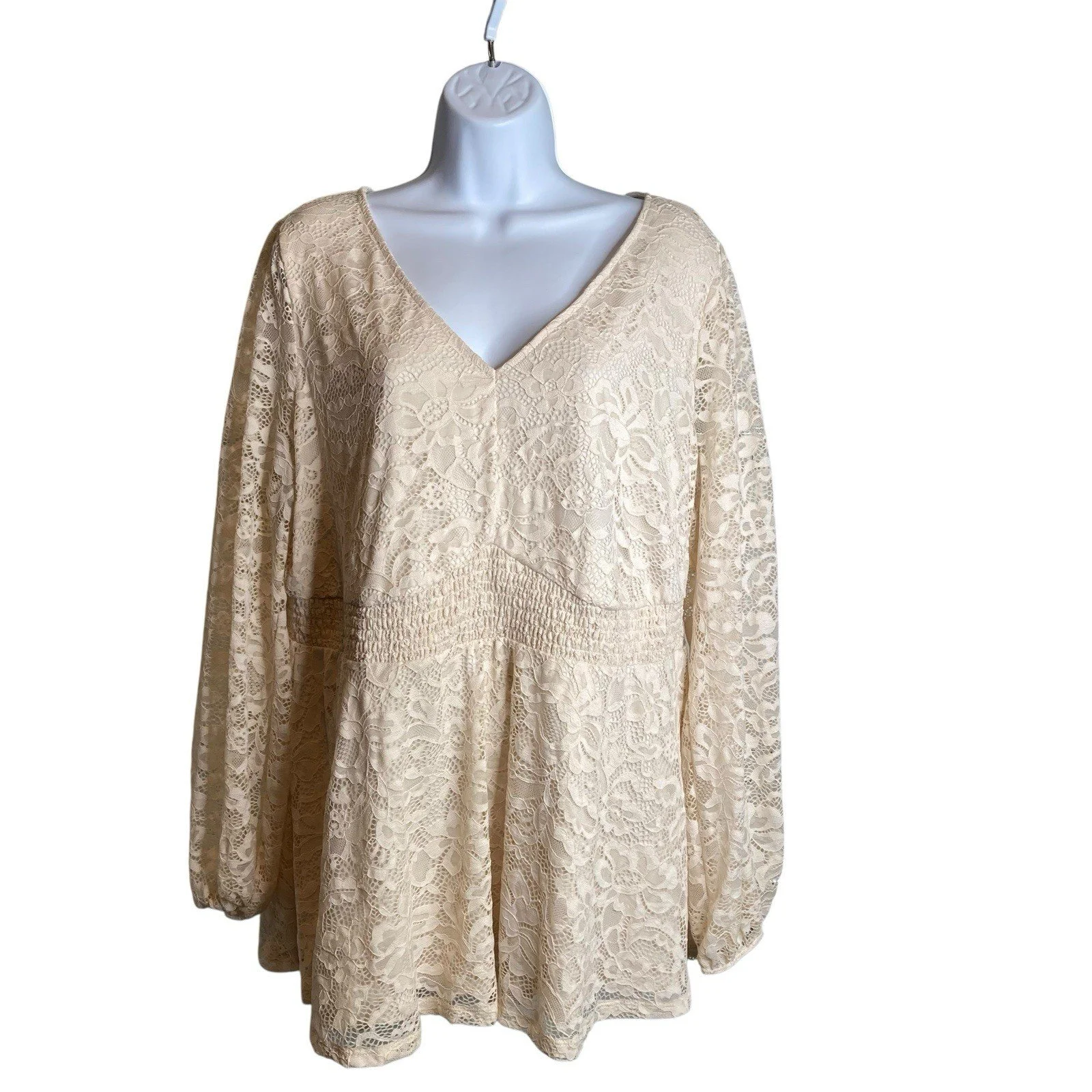 Torrid Women's Cream Boho Lace Tunic Top Size 1X Romantic Goth Flowy Babydoll