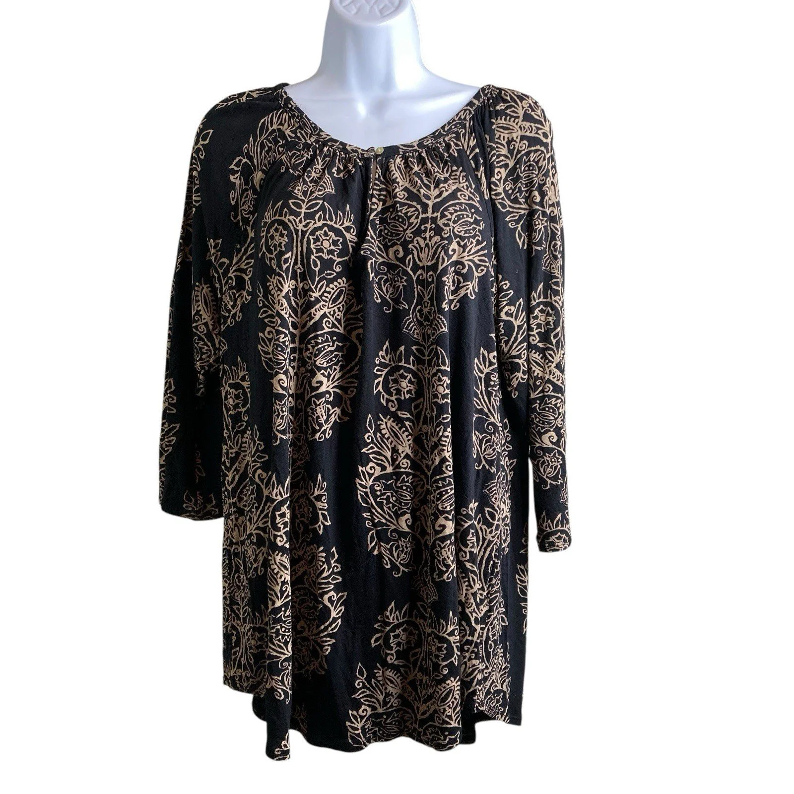 Lucky Brand Women's Black Gold Ornate Regal Print Long Sleeve Top Size 1X Flowy
